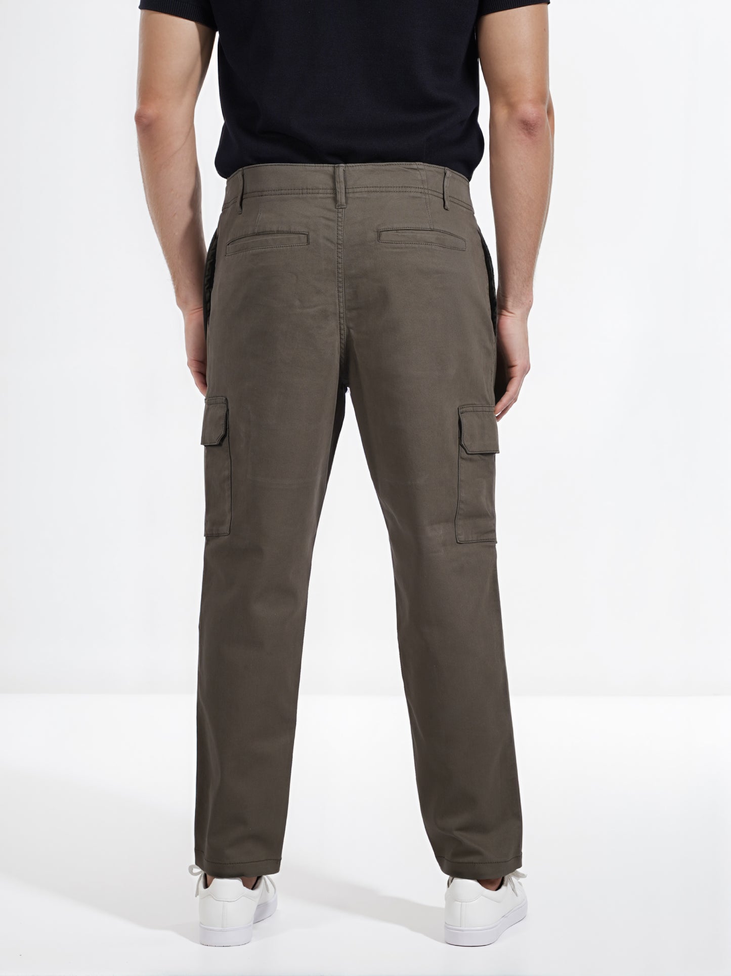 Celio* Men Olive Solid Slim Fit Cotton Cargo