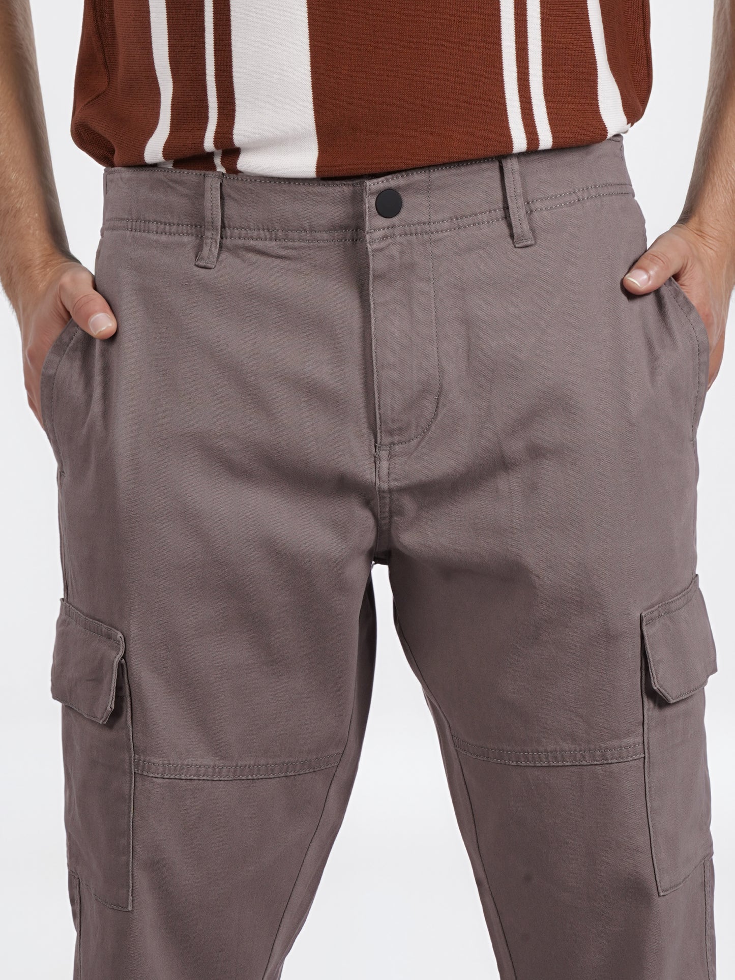 Celio* Men Brown Solid Slim Fit Cotton Cargo