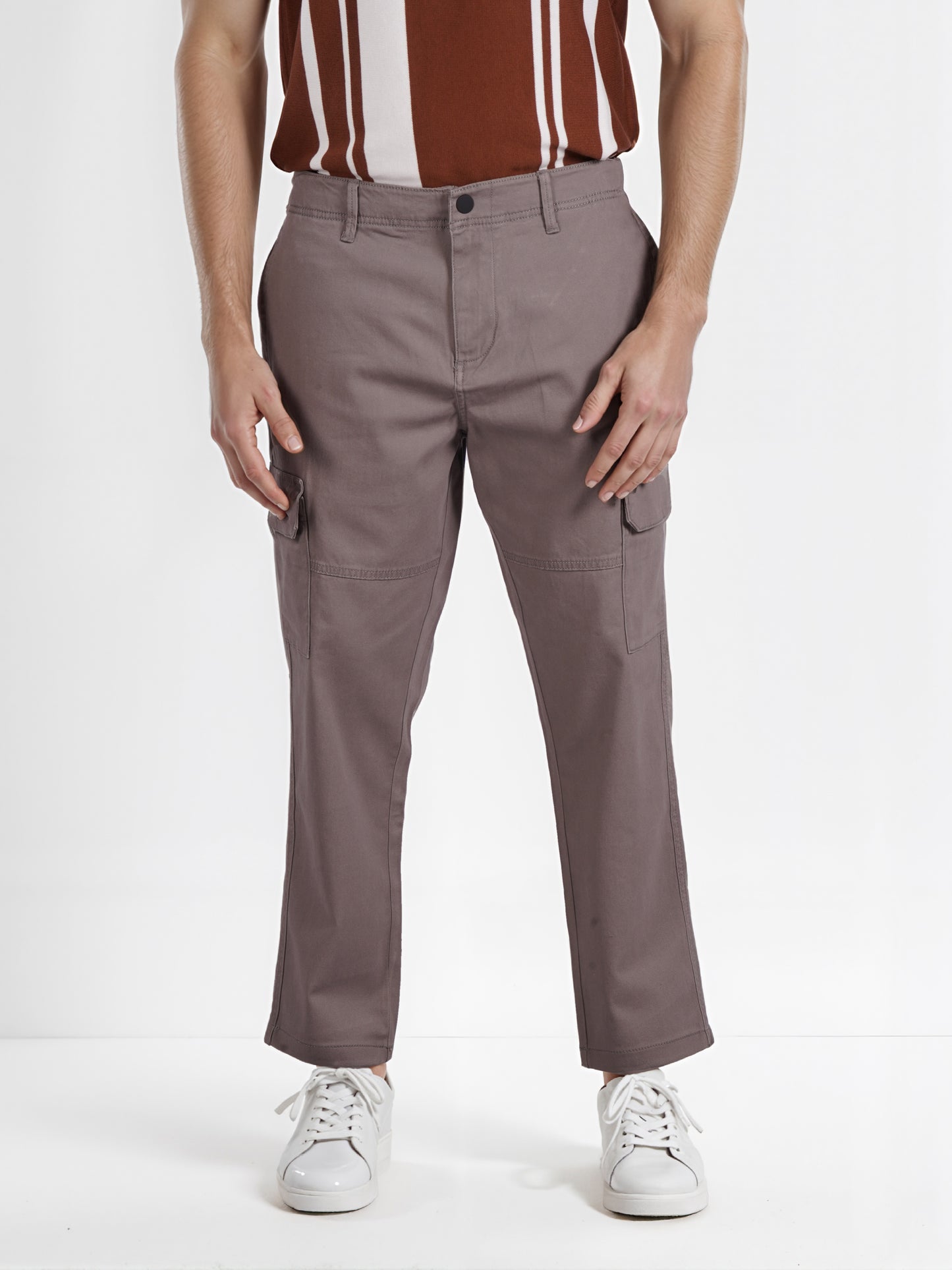 Celio* Men Brown Solid Slim Fit Cotton Cargo