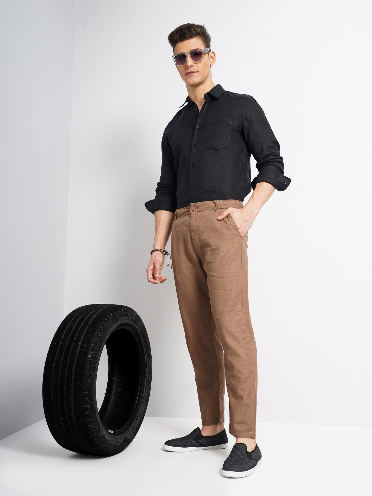 Celio* Men Brown Solid Regular Fit Linen Trousers
