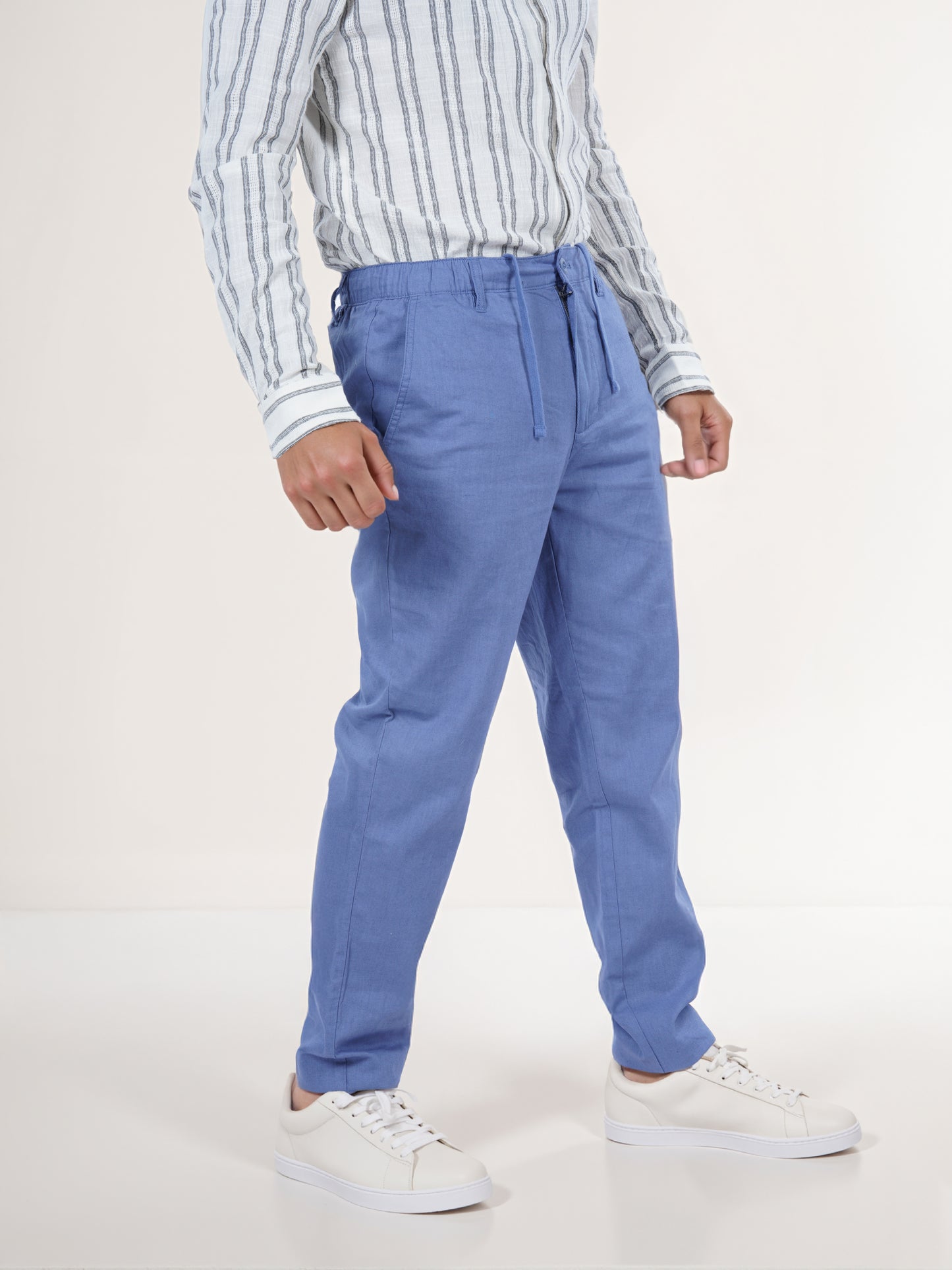 Celio* Men Blue Solid Straight Fit Linen Trouser