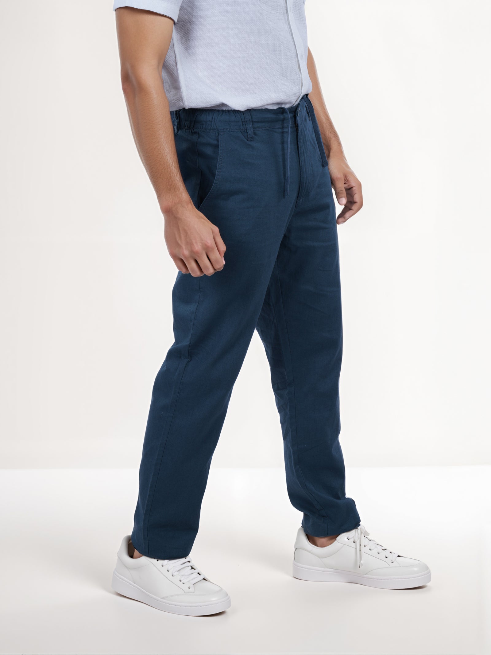 Celio* Straight Fit Solid Linen Grey Men Trouser