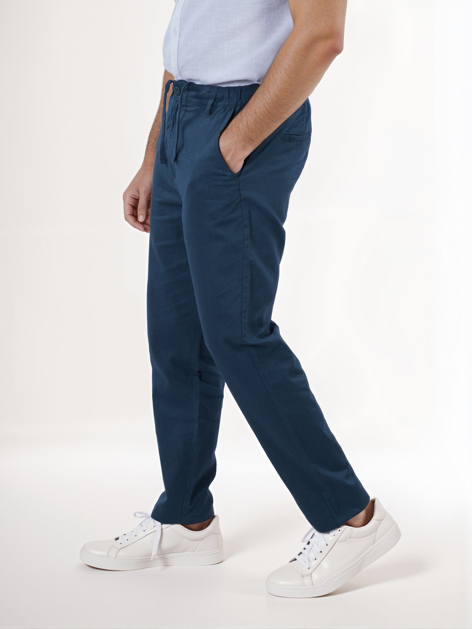 Celio* Straight Fit Solid Linen Grey Men Trouser