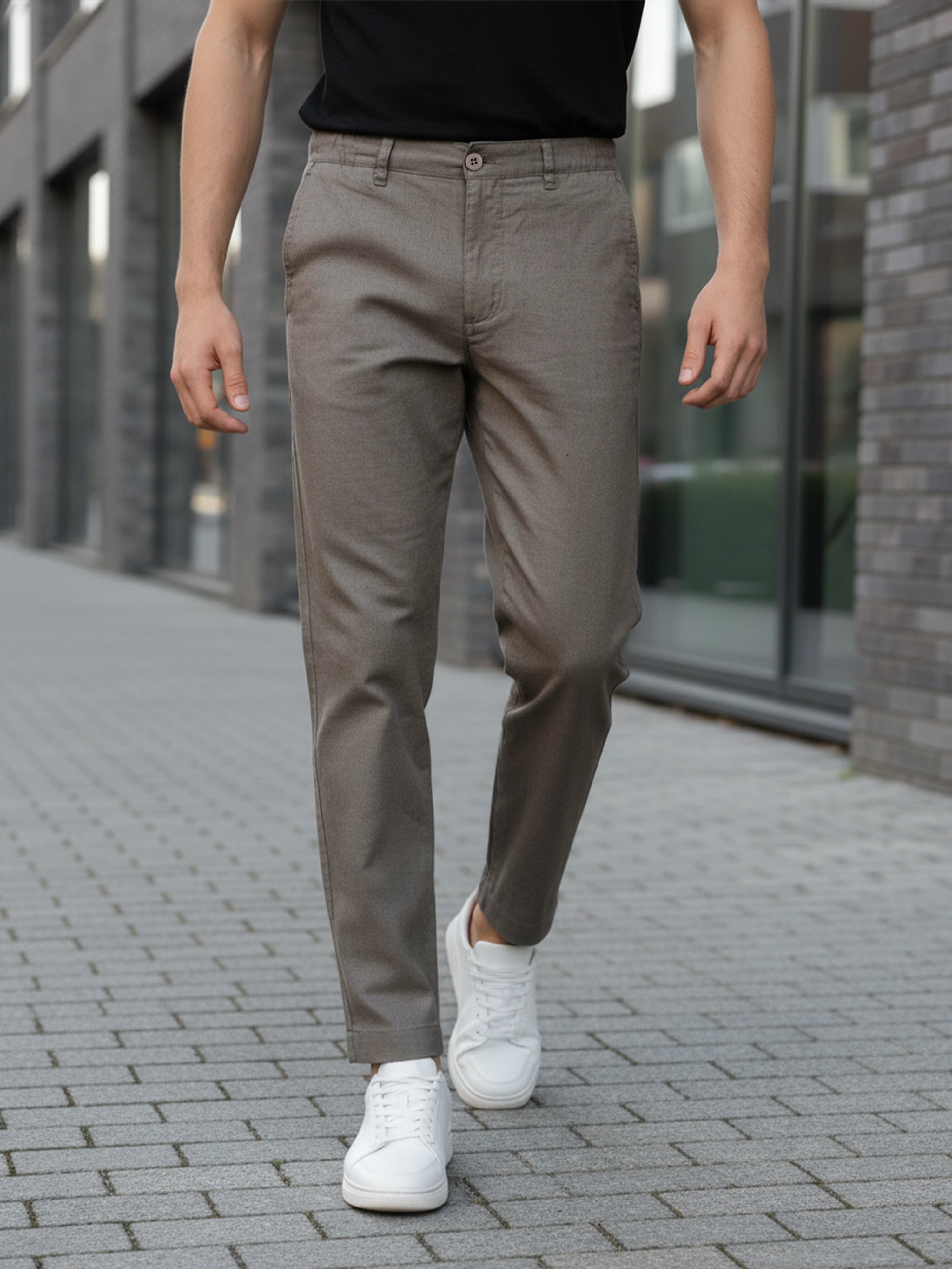 Celio Men Khaki Solid Straight Fit Cotton-Linen-Blend Trousers