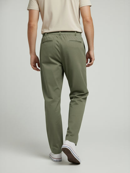 Celio* Men Olive Solid Regular Fit Linen Trousers