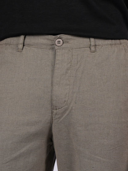 Celio Men Khaki Solid Straight Fit Cotton-Linen-Blend Trousers