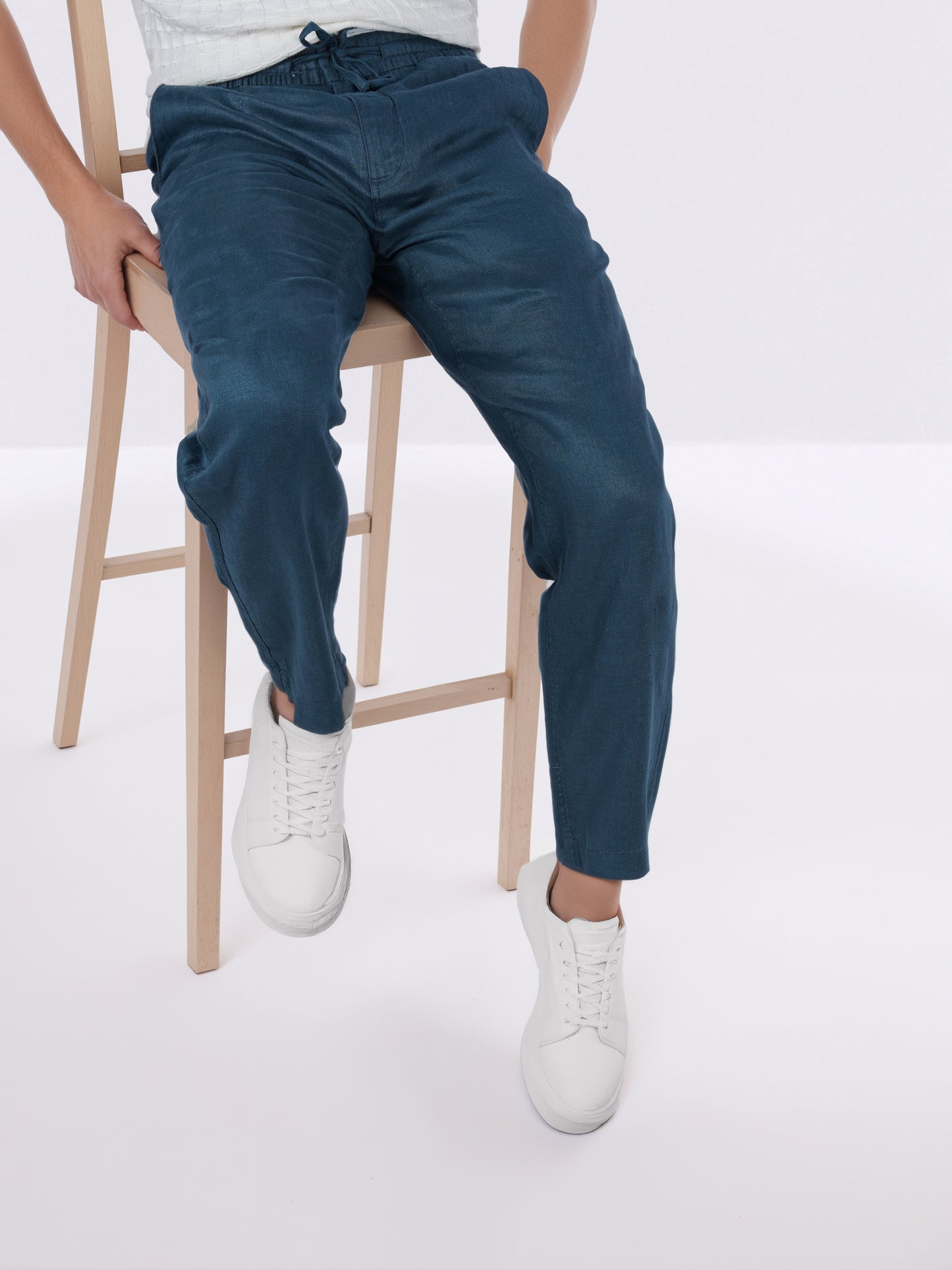 Celio* Men Blue Solid Straight Fit Linen Trousers