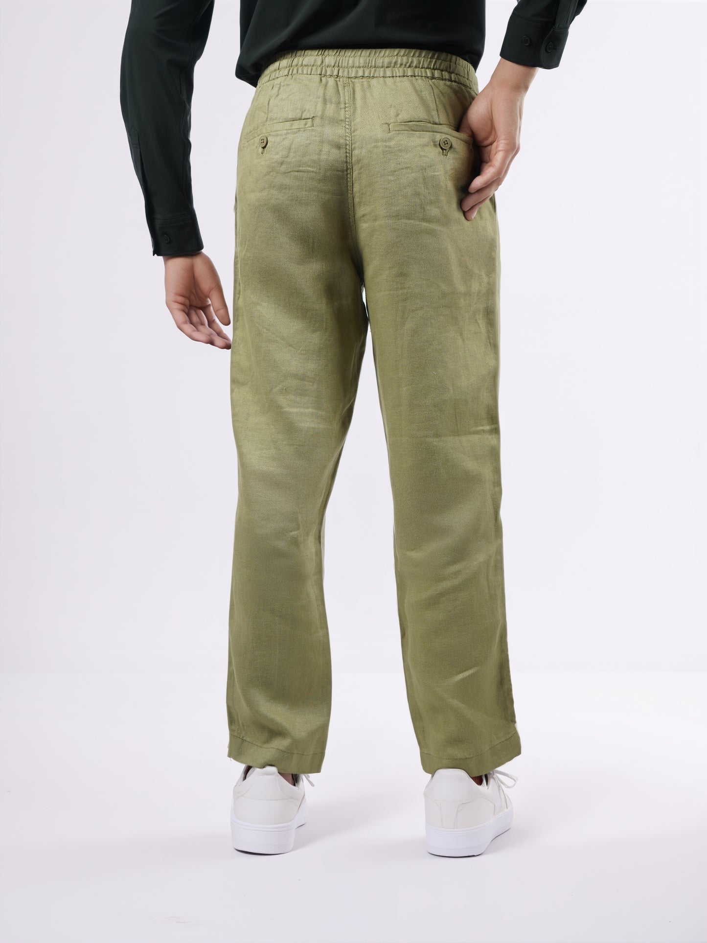 Celio* Men Khaki Solid Straight Fit Linen Trousers