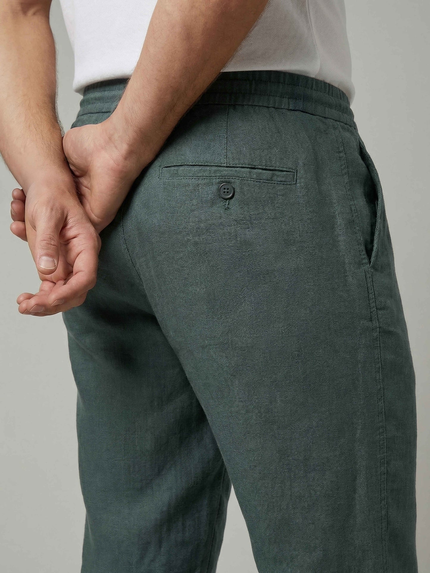 Celio Men Green Solid Straight Fit Linen Trousers