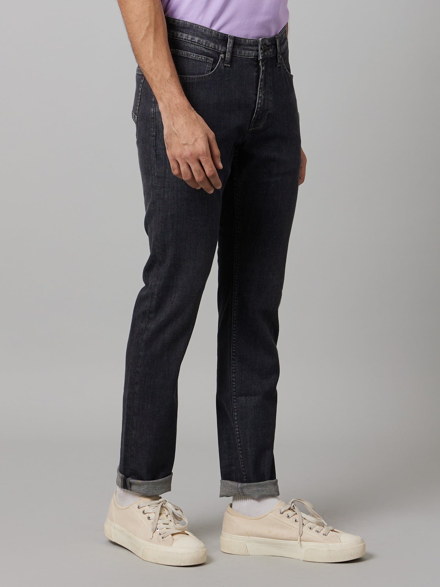 Celio Men Black Solid Slim Fit Cotton-Linen-Blend Jeans