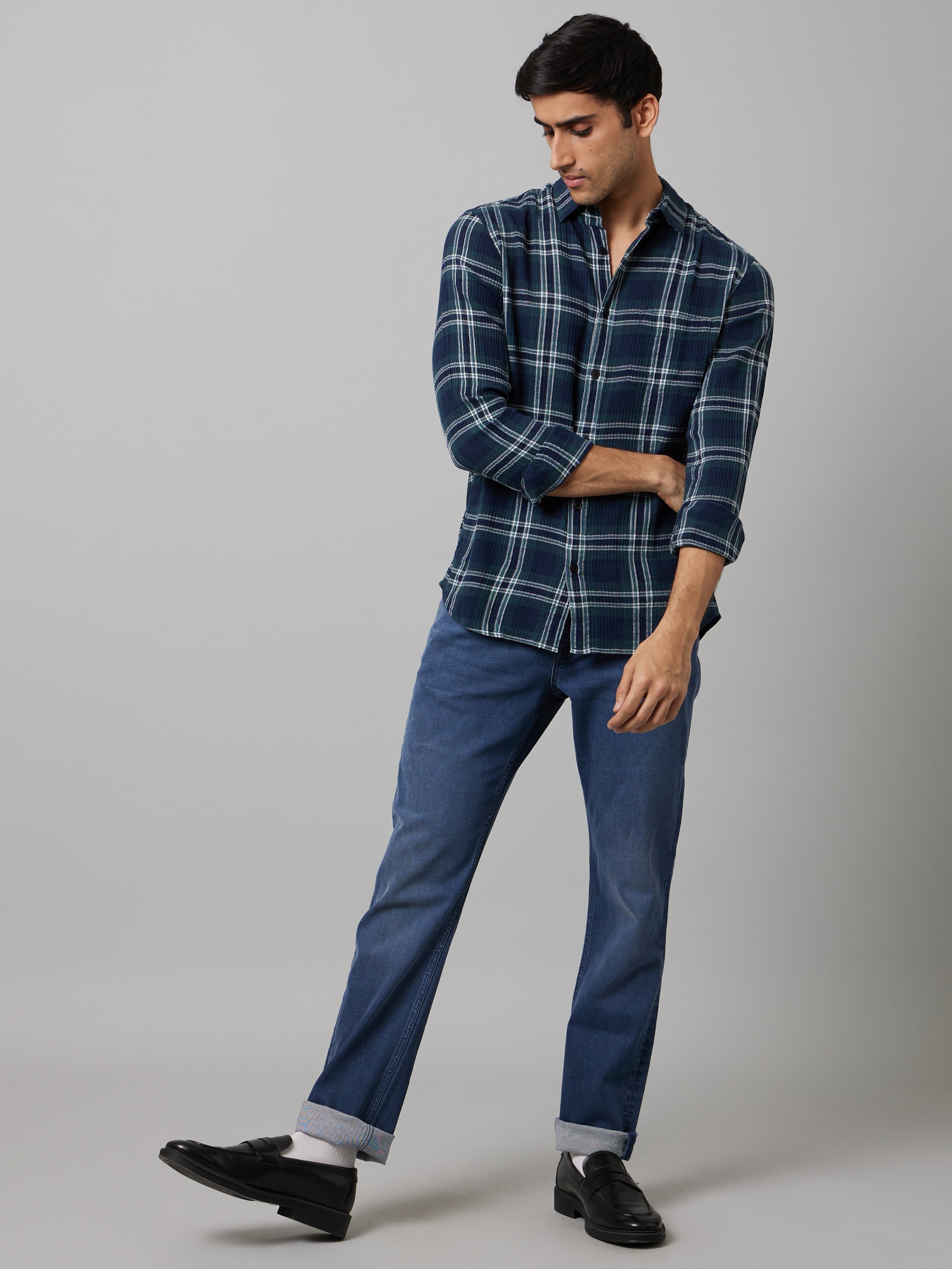 Celio Men Navy Blue Solid Straight Fit Cotton Jeans