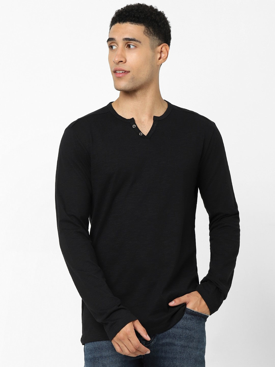Celio Men Black Solid Regular Fit Cotton T-Shirts