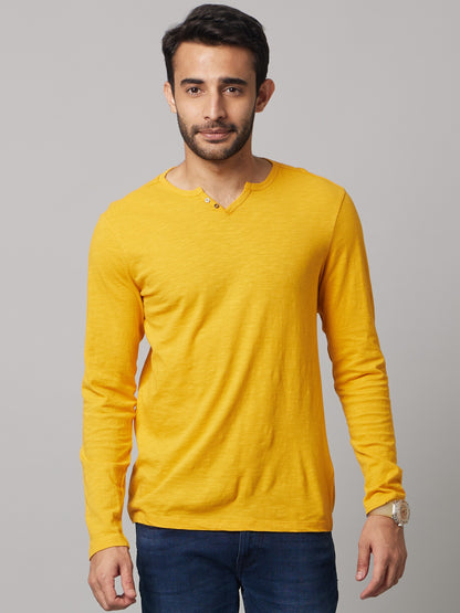 Celio Men Yellow Solid Regular Fit Cotton T-Shirts