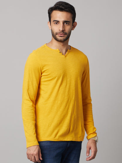 Celio Men Yellow Solid Regular Fit Cotton T-Shirts