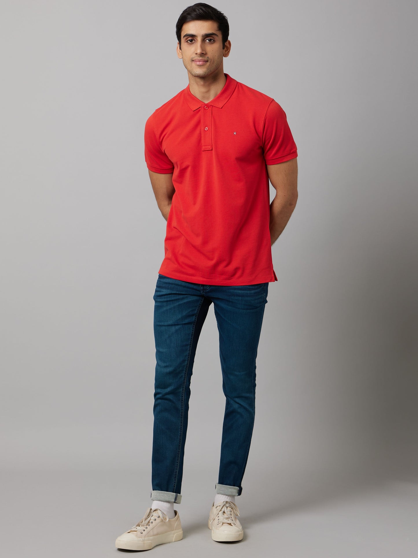 Celio Men Red Solid Slim Fit Cotton T-Shirts