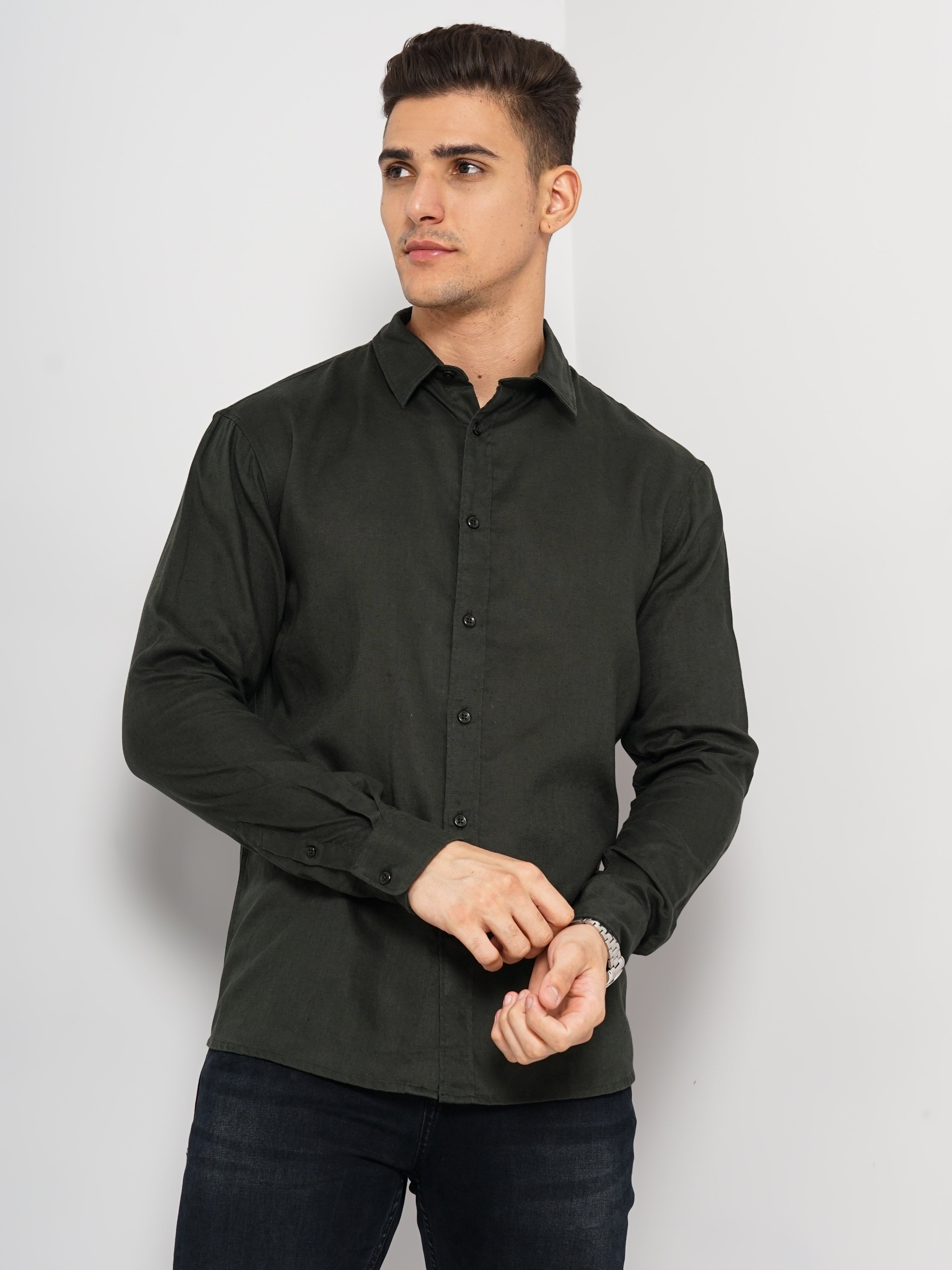 Celio Men Green Solid Regular Fit Linen-Blend Shirts