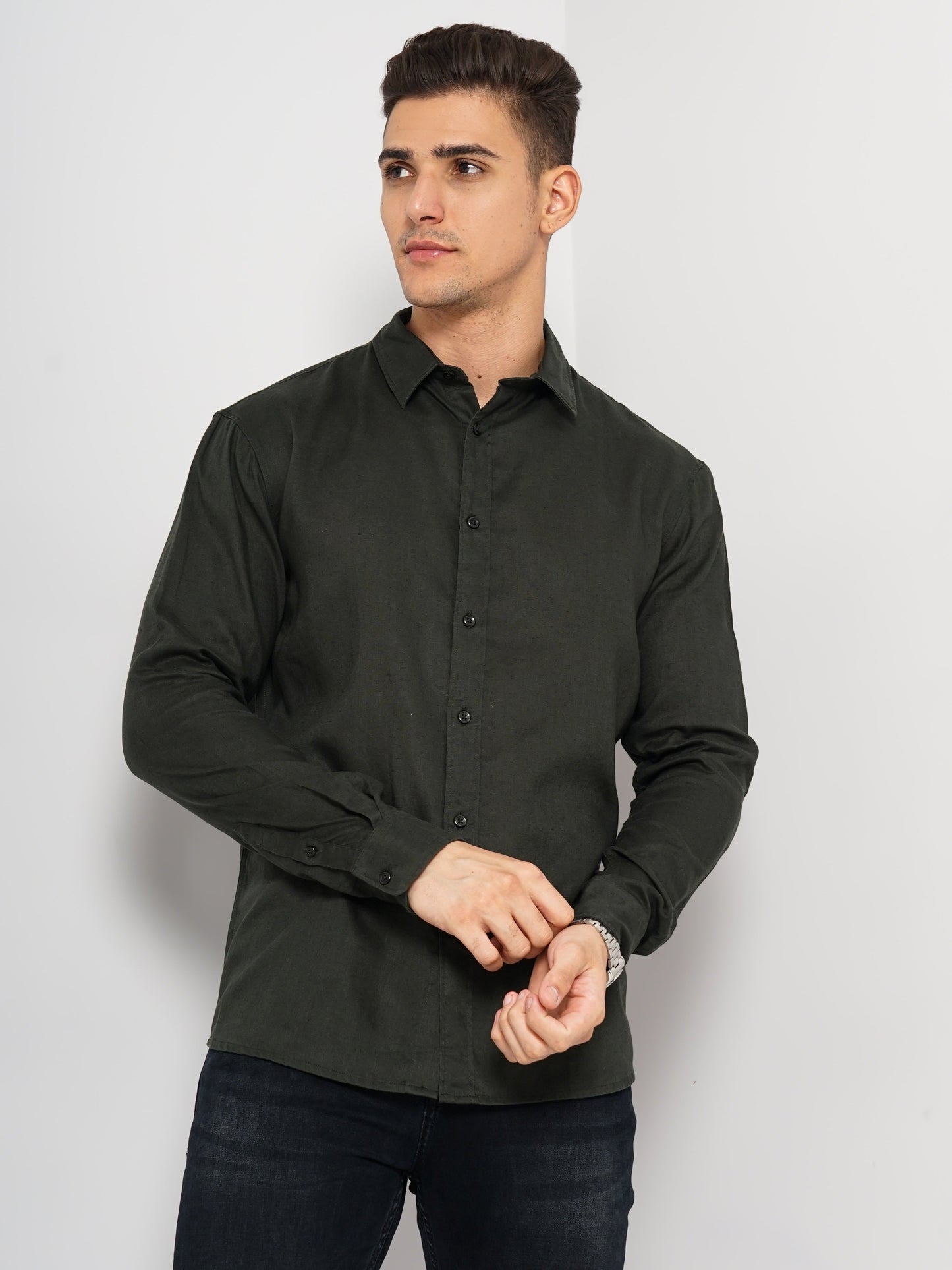 Celio* Men Green Solid Regular Fit Linen-Blend Shirts