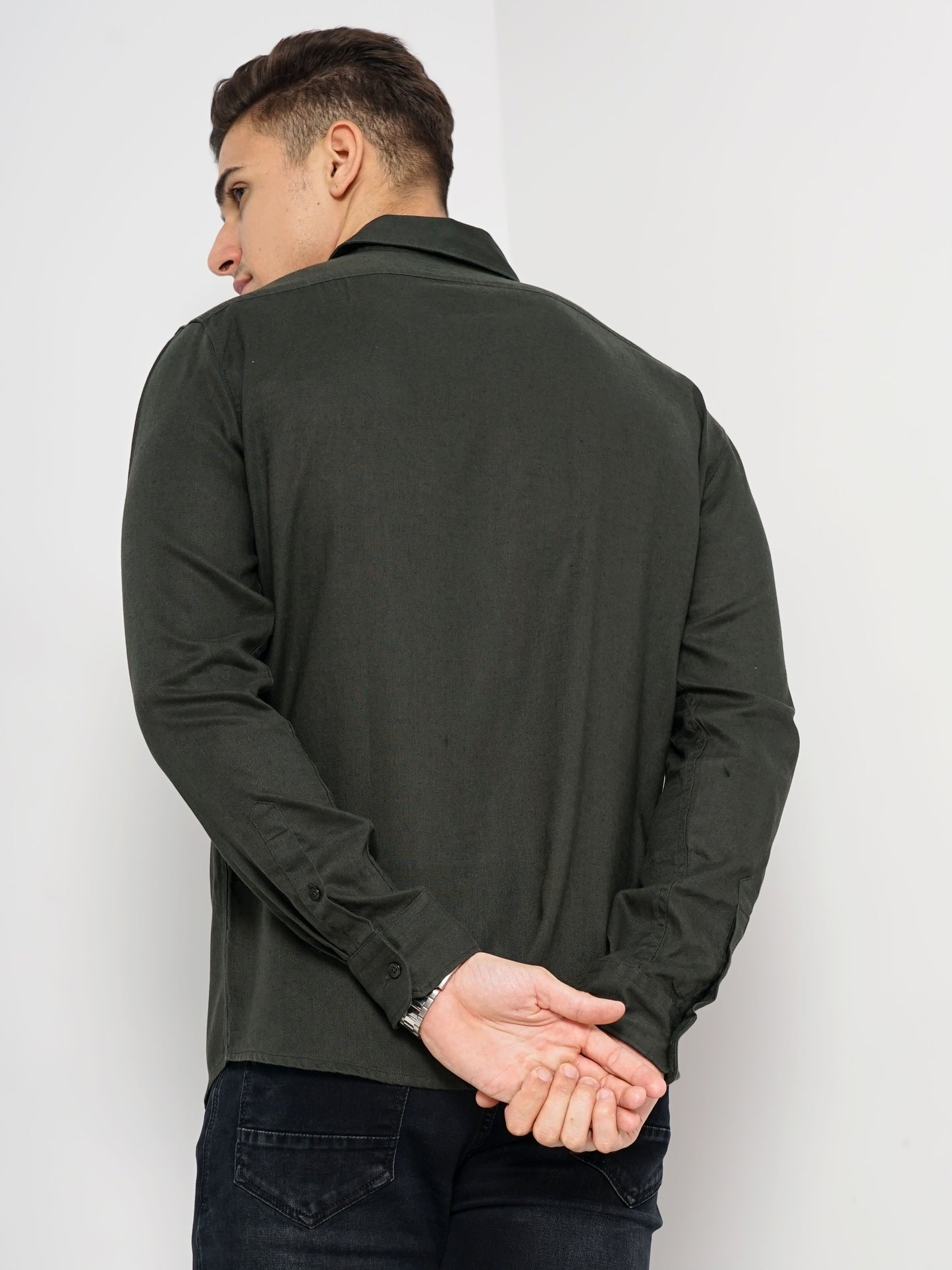 Celio* Men Green Solid Regular Fit Linen-Blend Shirts