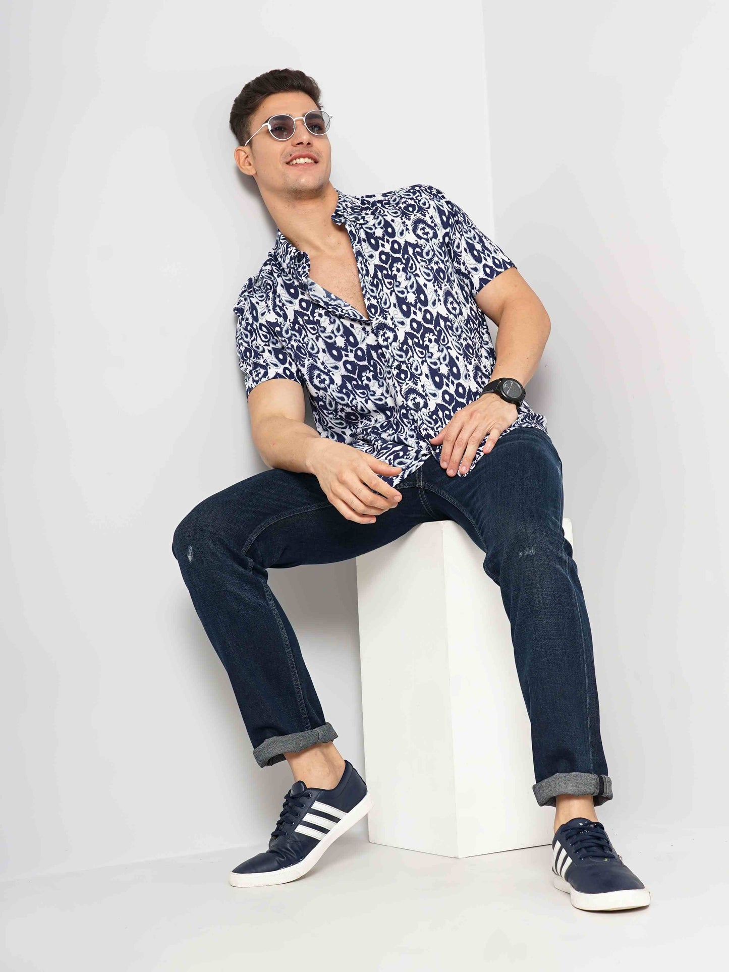 Celio Men Blue Printed Regular Fit Cotton Shirts