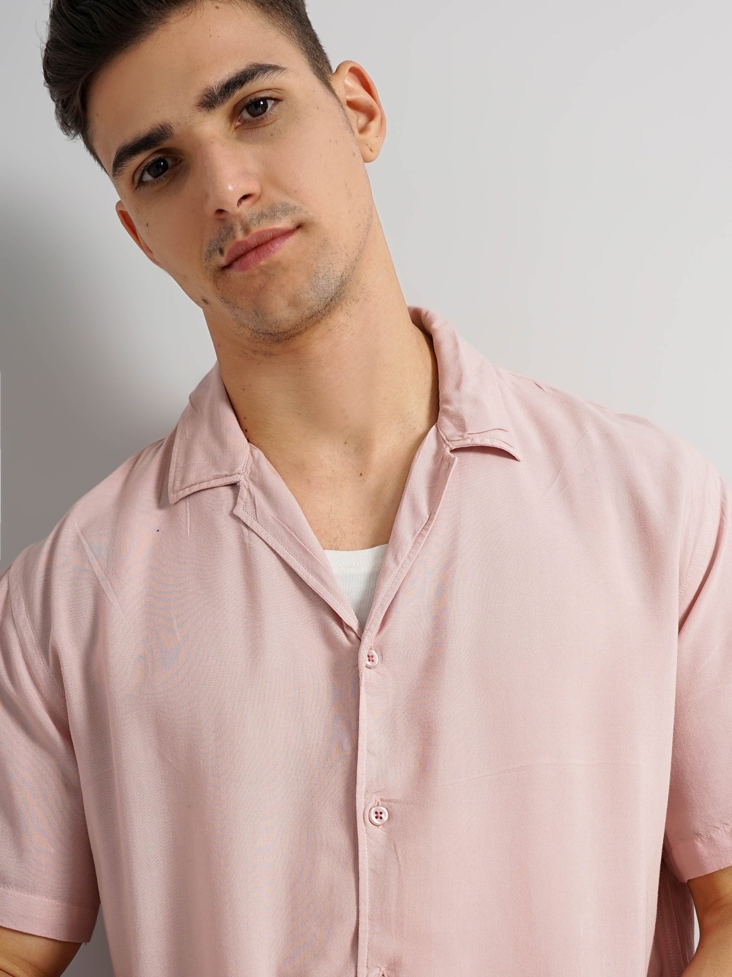 Celio* Men Peach Solid Regular Fit Viscose Shirts