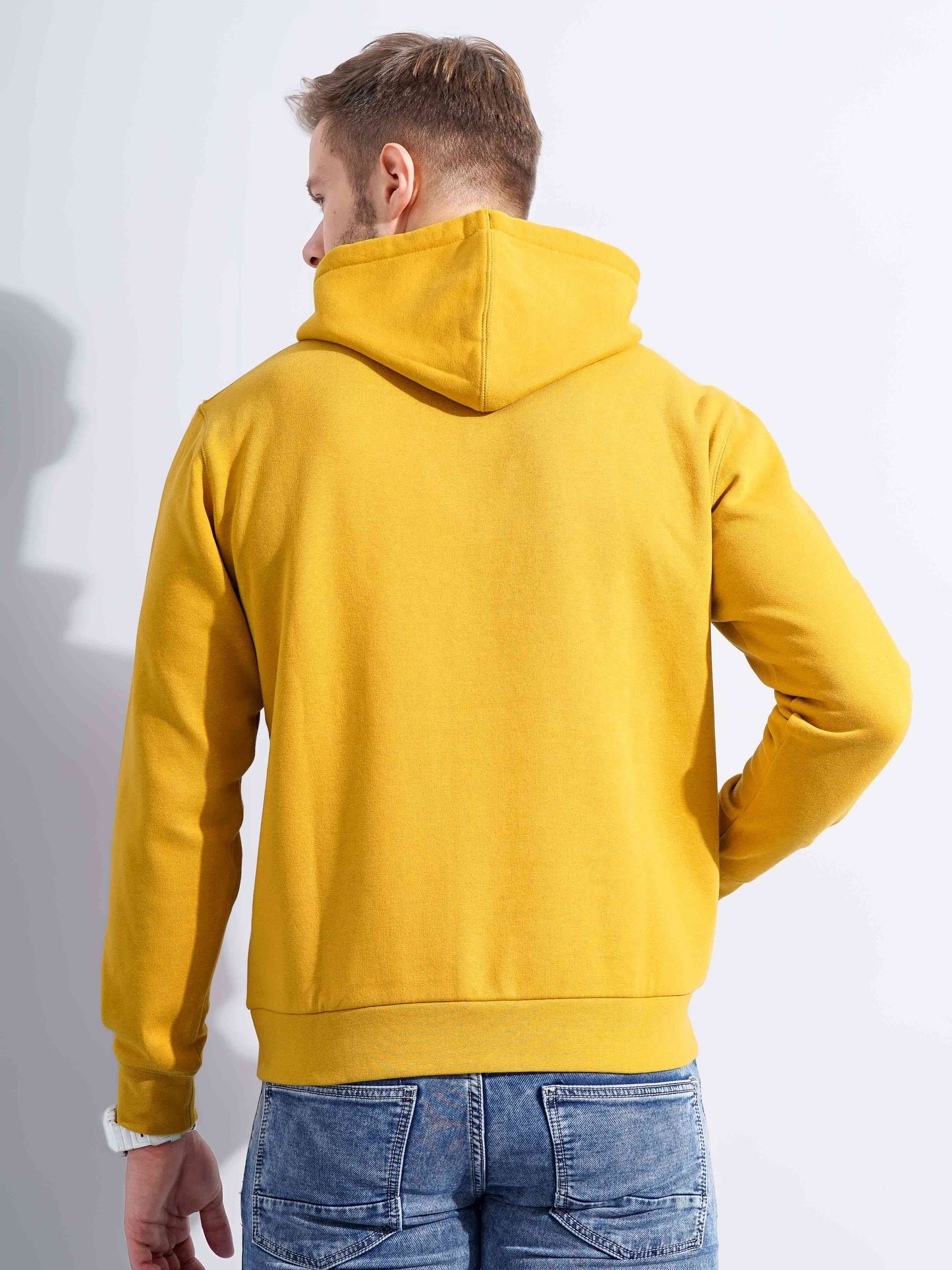 Celio Men Yellow Printed Regular Fit Cotton Sweatshirts