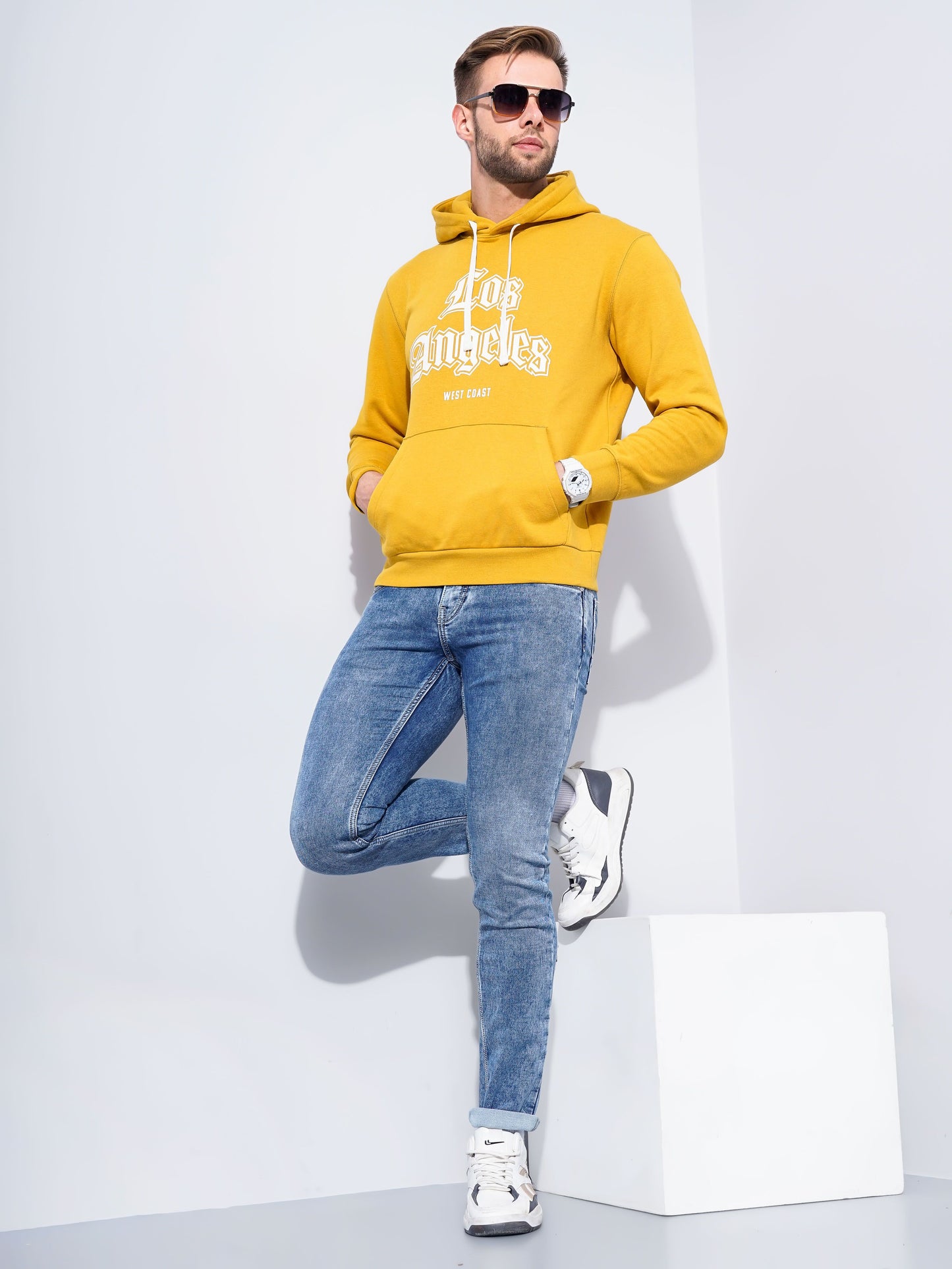 Celio Men Yellow Printed Regular Fit Cotton Sweatshirts