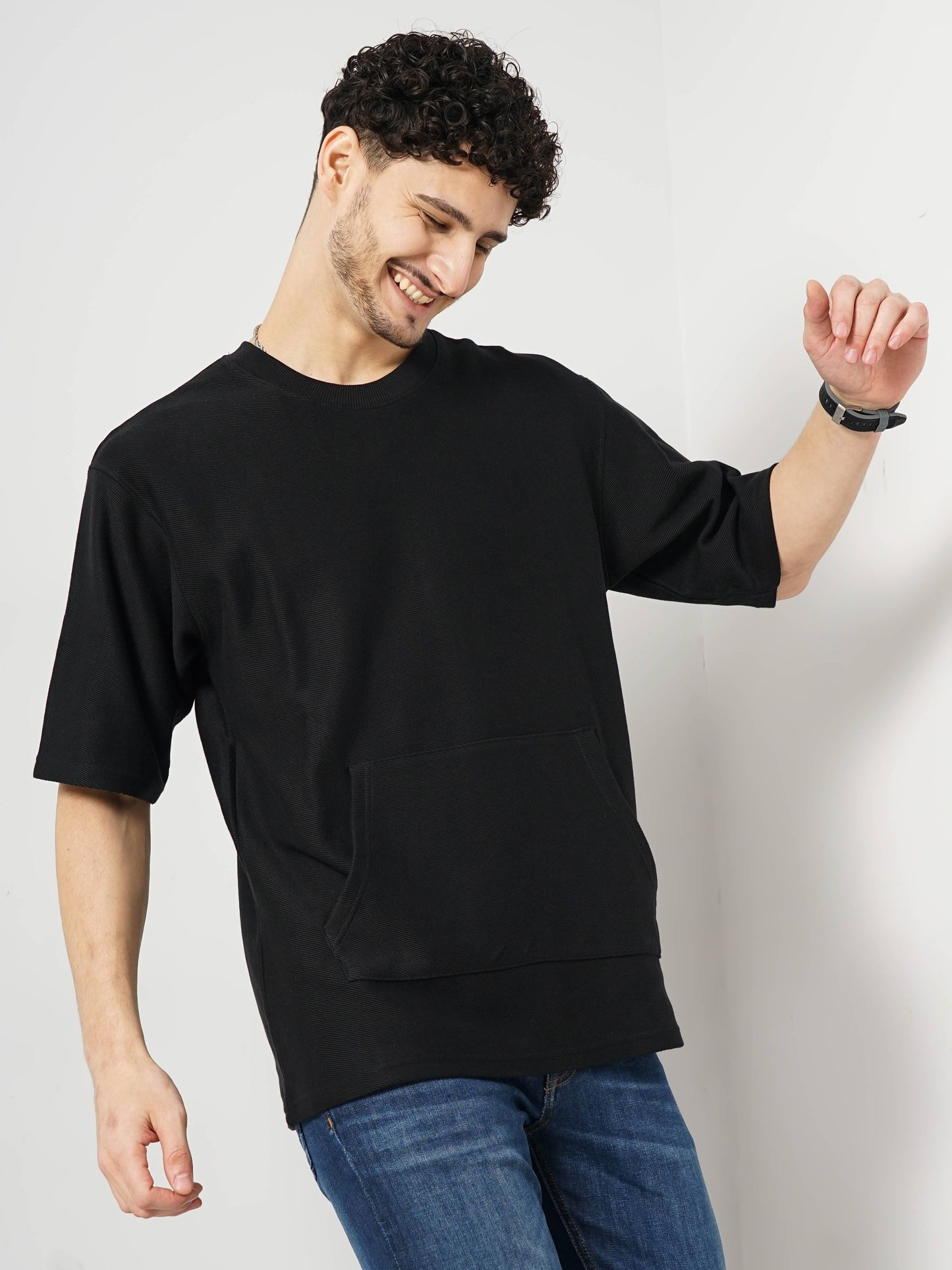 Celio Men Black Solid Regular Fit Cotton T-Shirts