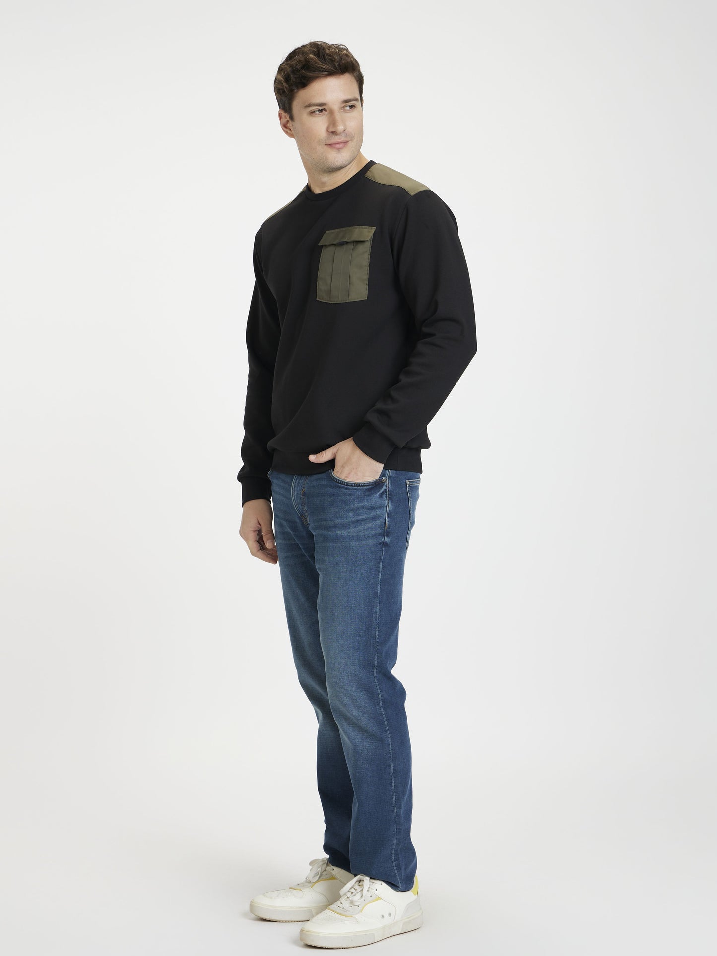 Celio Men Black Solid Regular Fit Cotton Sweatshirts