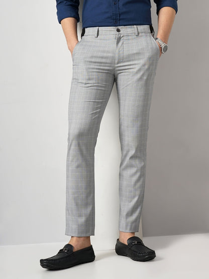 Celio* Men Grey Checked Slim Fit Polyester-Blend Trousers