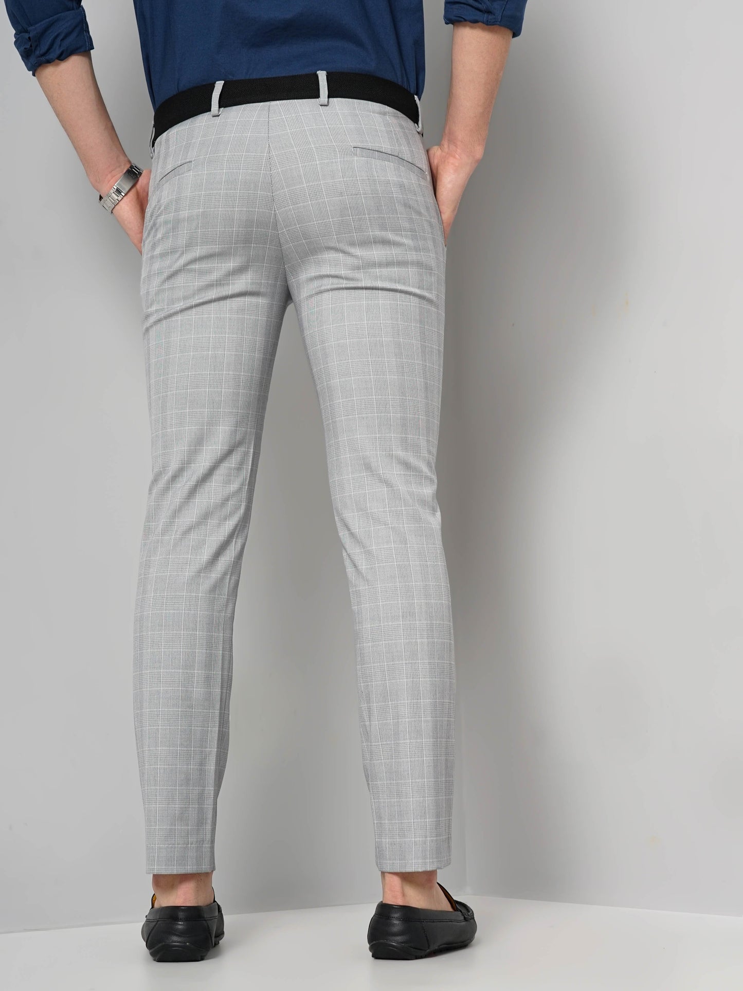 Celio* Men Grey Checked Slim Fit Polyester-Blend Trousers