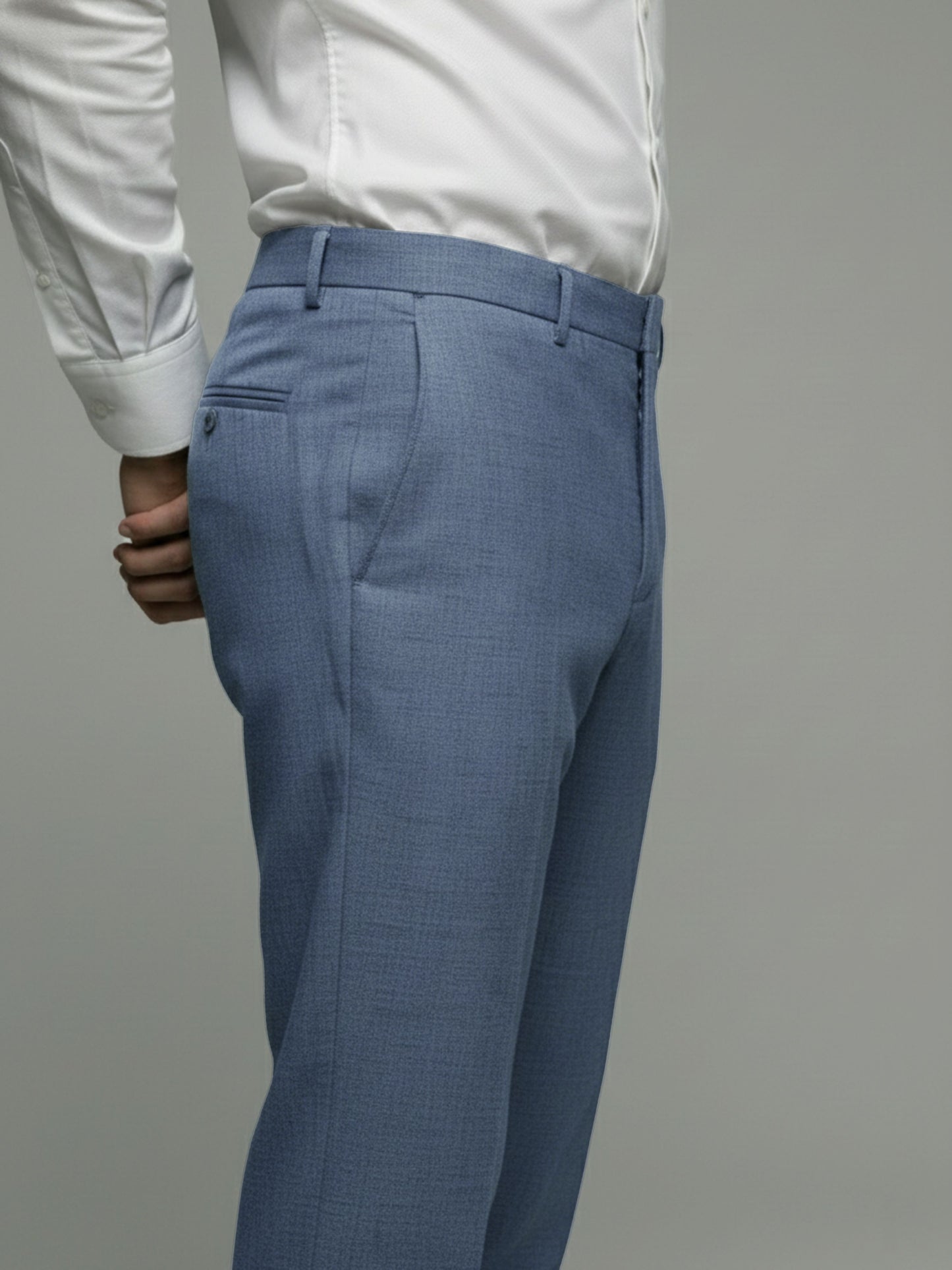 Celio* Men Blue Solid Slim Fit Poly-Blend Trousers