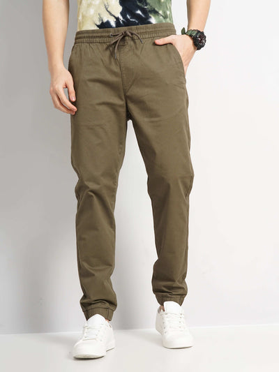 Celio Men Khaki Solid Jogger Fit Cotton Trousers