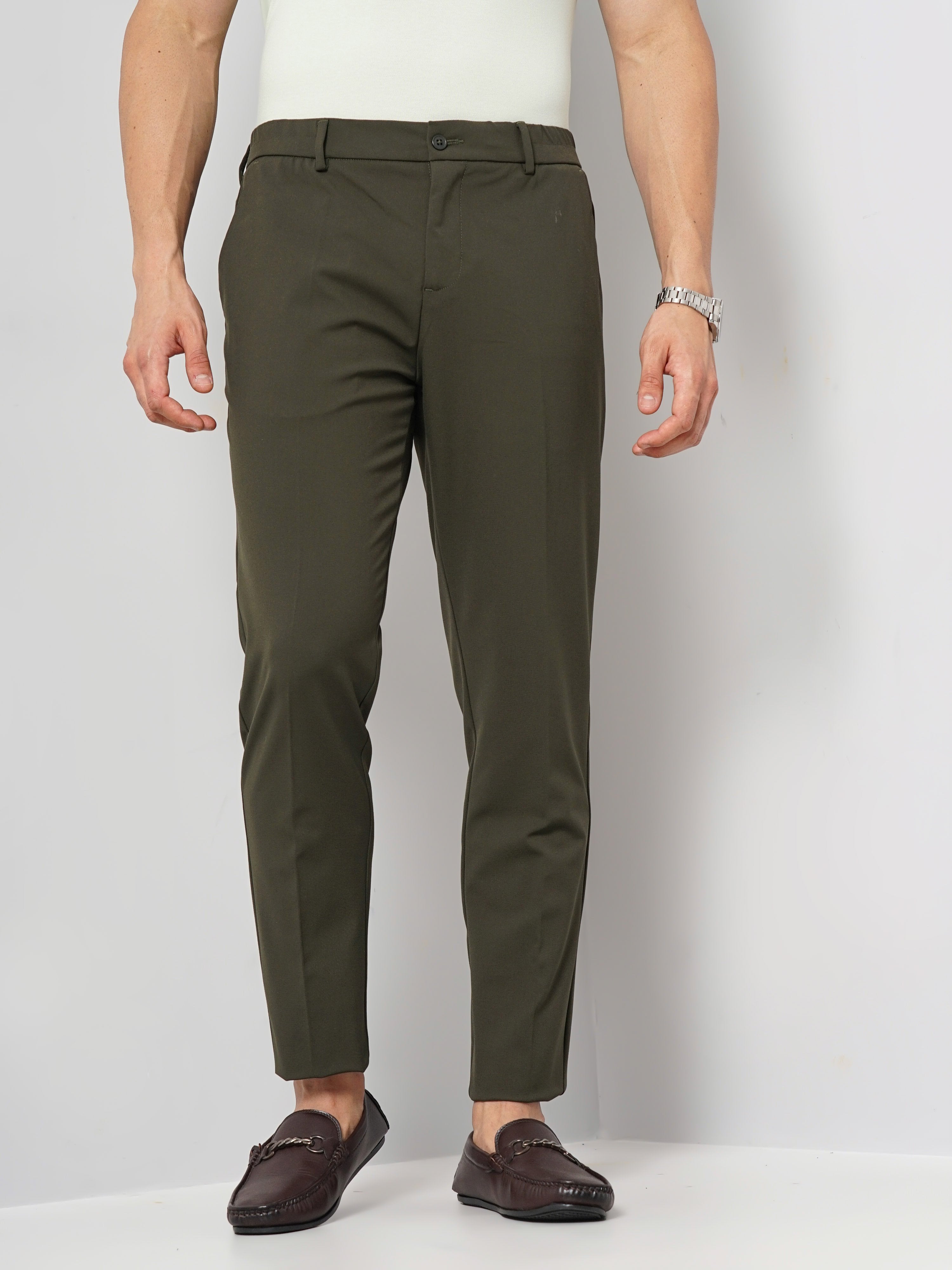 Celio Men Olive Solid Regular Fit Polyester-Blend Trousers