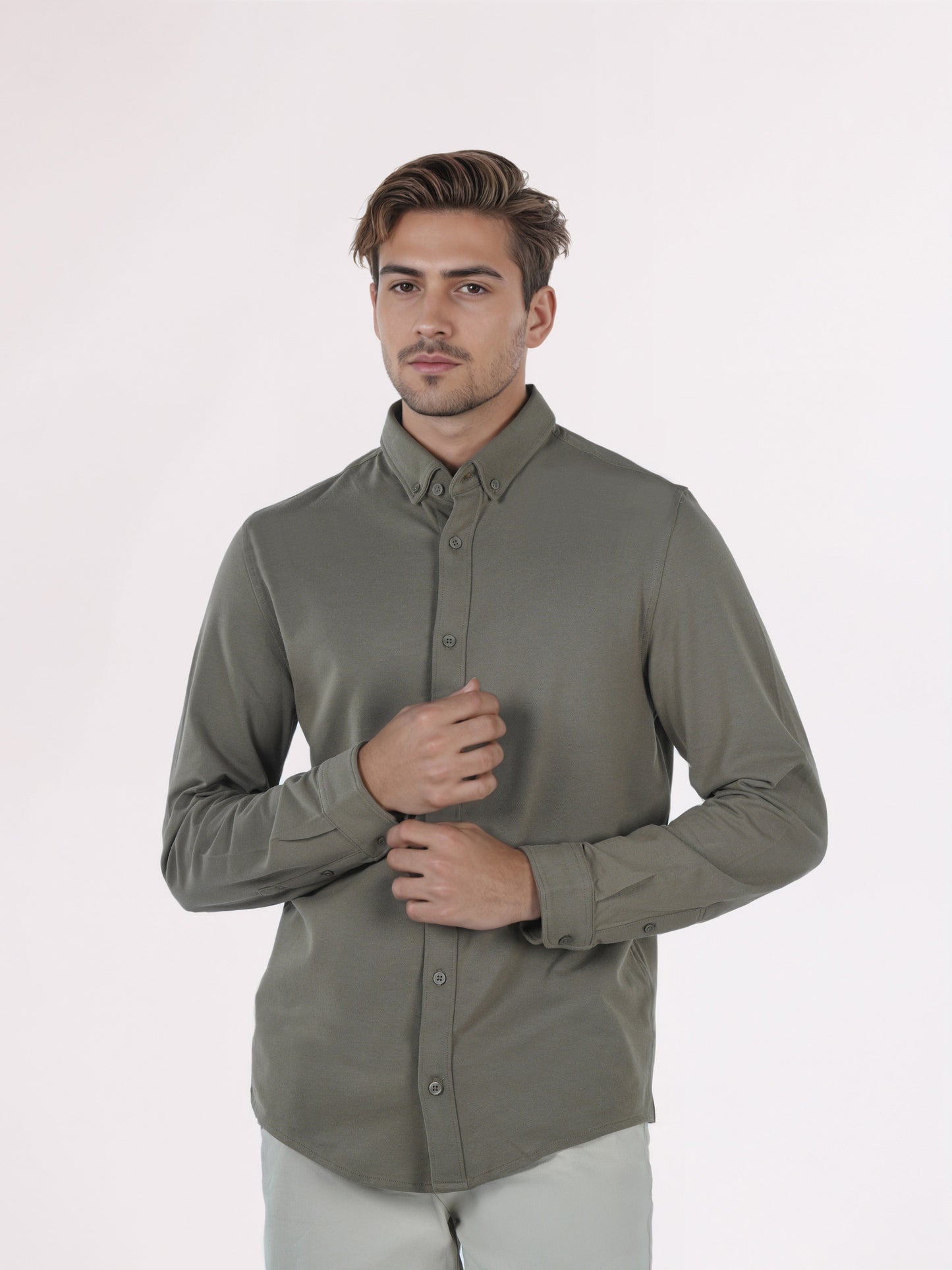Celio* Men Olive Solid Regular Fit Cotton Shirts