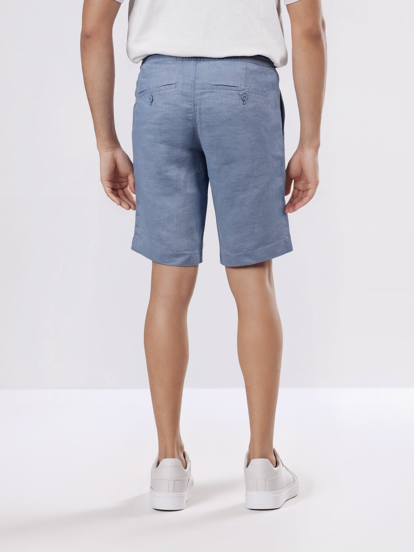 Celio* Men Blue Solid Bermuda Fit Linen Shorts
