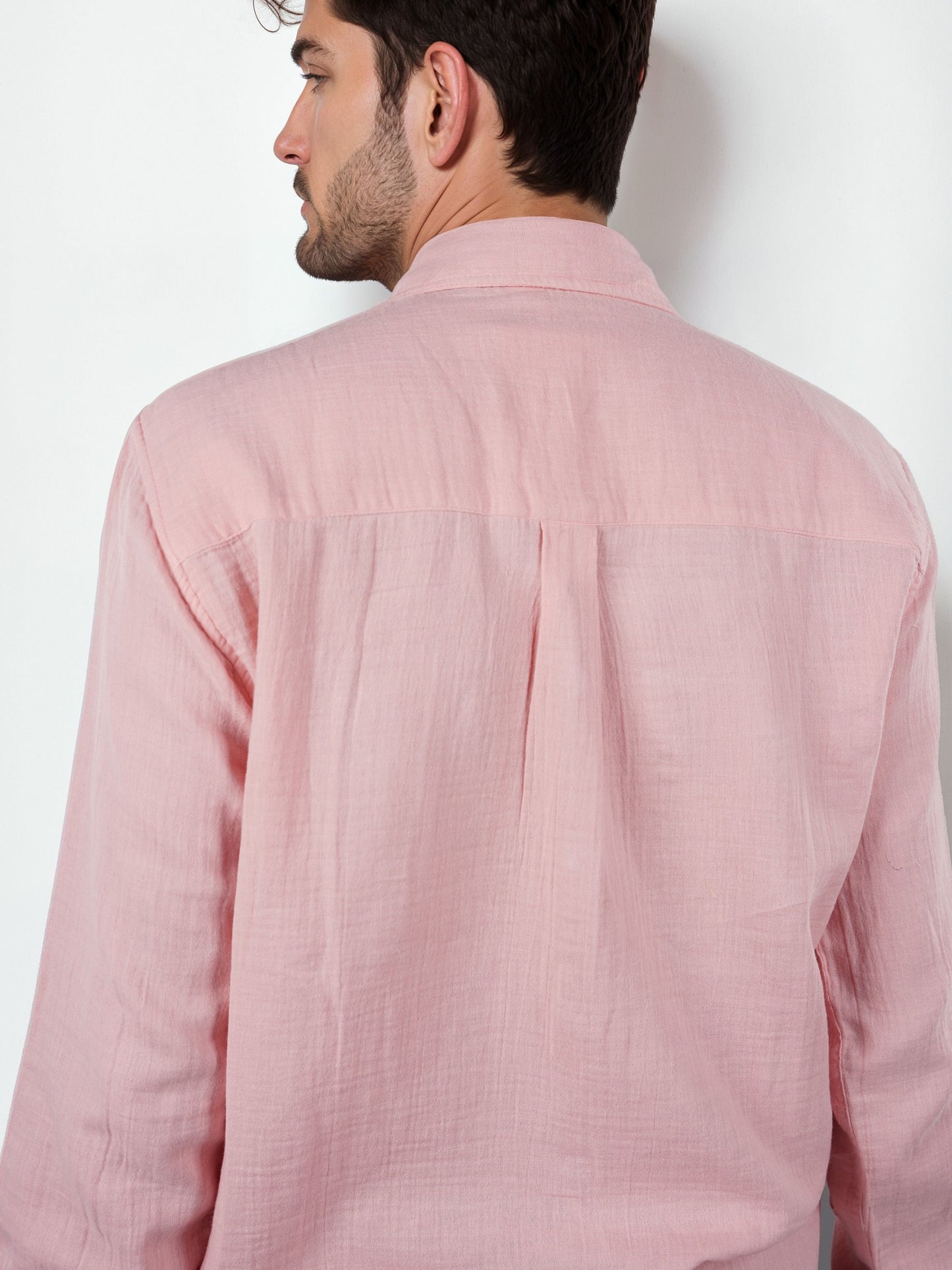 Celio* Regular Fit Solid Pink Men Cotton Shirts