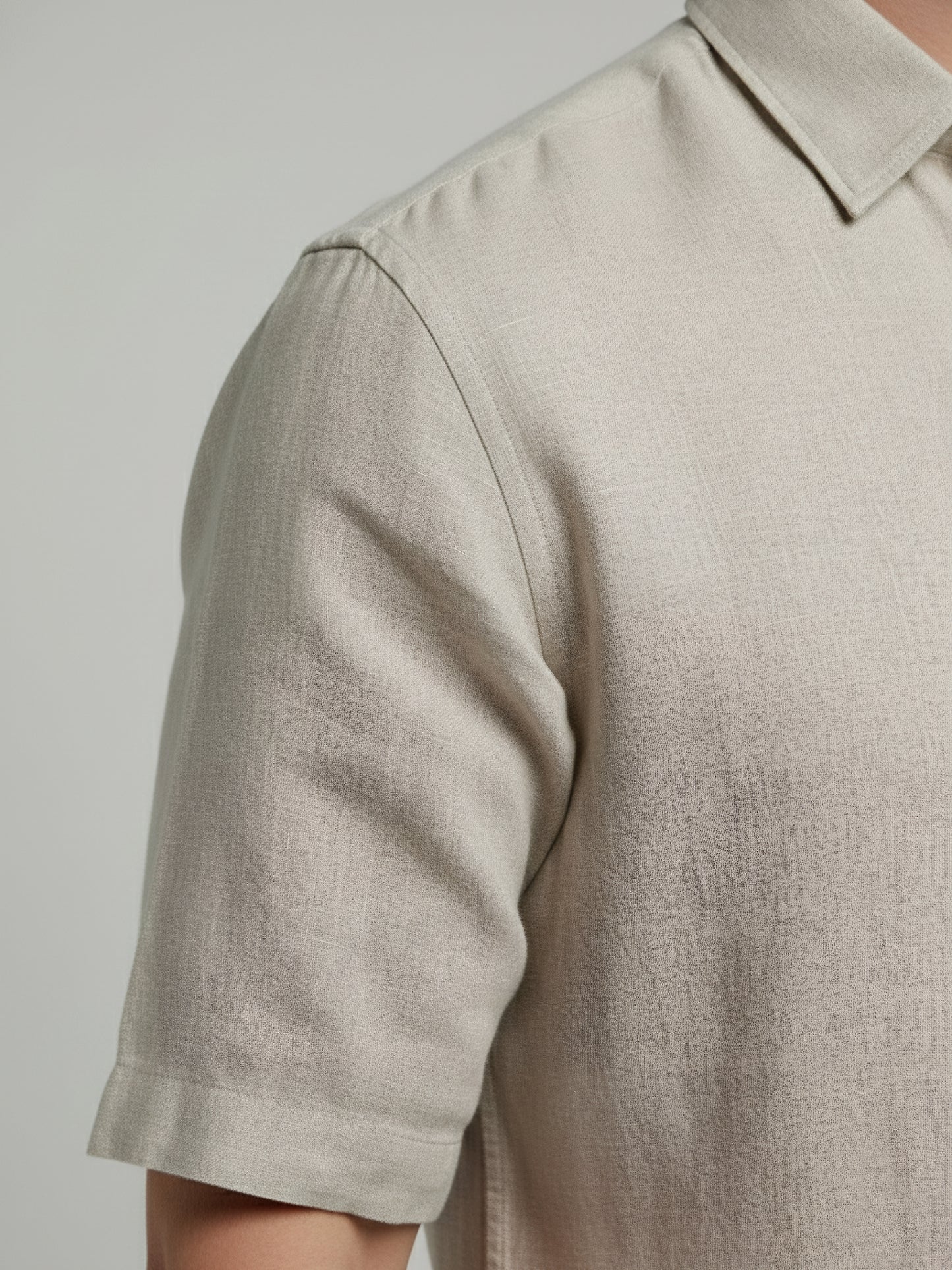 Celio* Men Beige Solid Regular Fit Linen Shirts