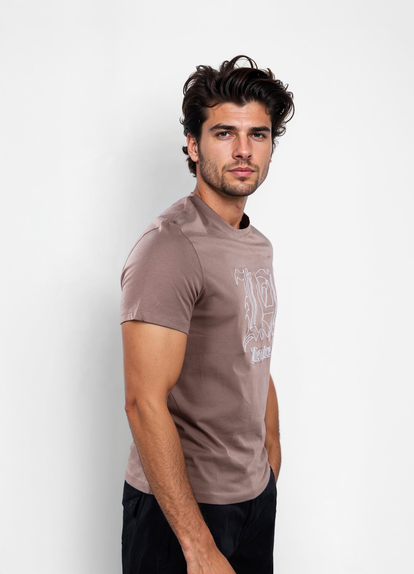Celio Men Taupe Printed Straight Fit Cotton T-Shirts