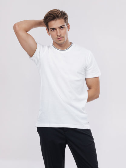Celio* Men White Solid Regular Fit Cotton T-Shirt