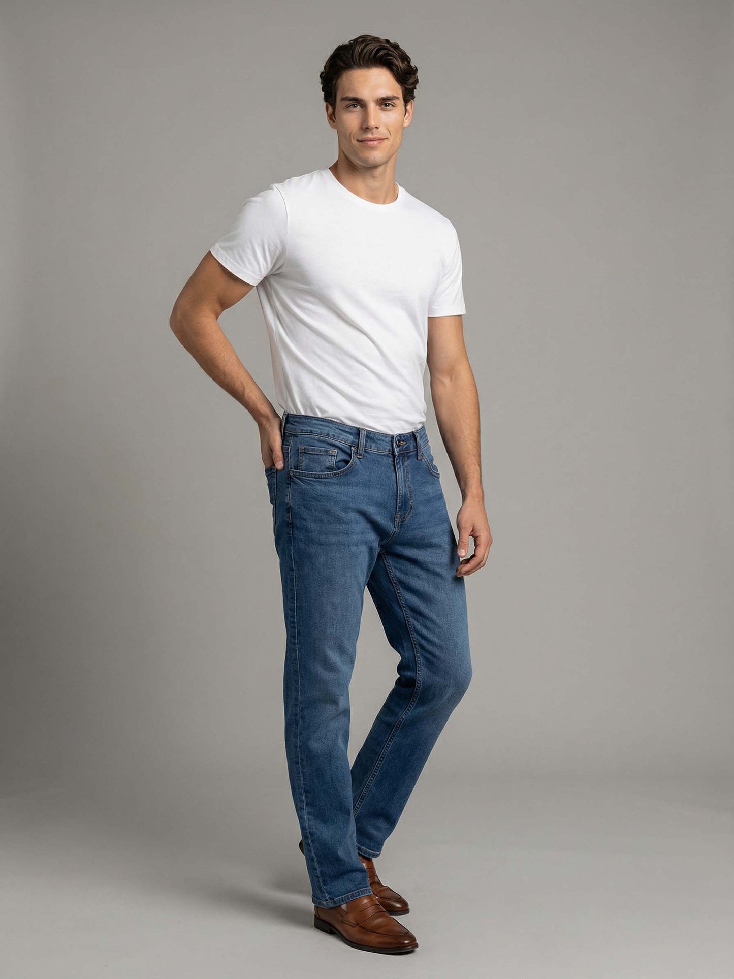 Celio* Men Blue Solid Straight Fit Cotton Jeans