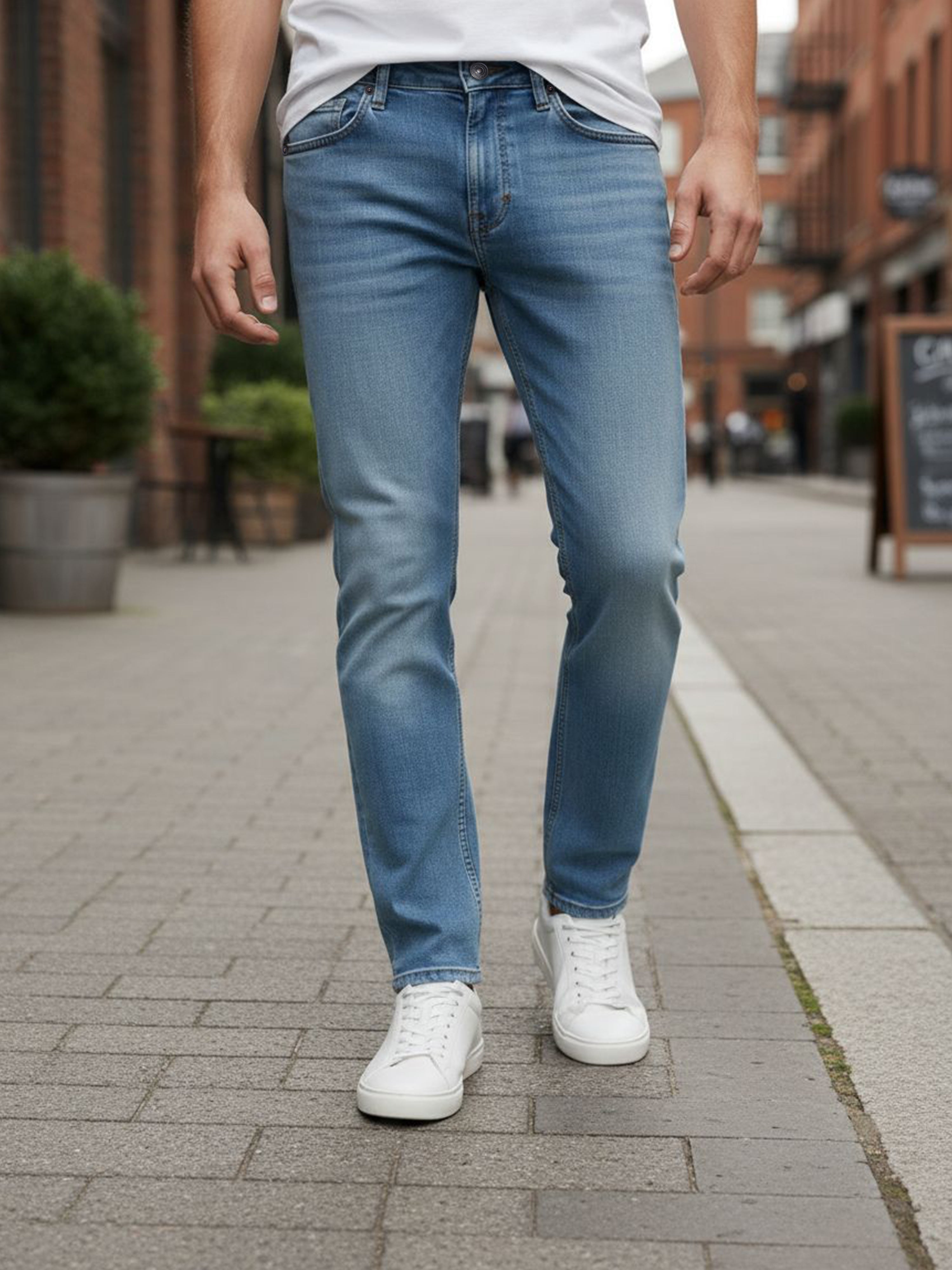 Celio Men  Blue Solid straight-fit Cotton Jeans