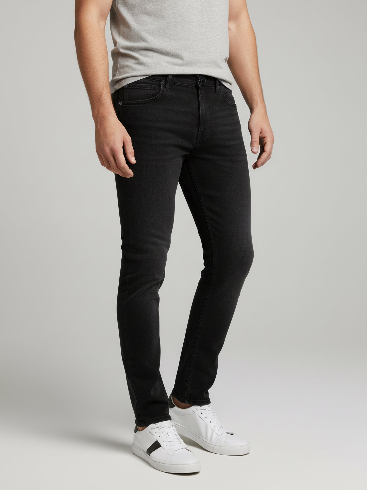 Celio* Men  Black Solid straight-fit Cotton Jeans