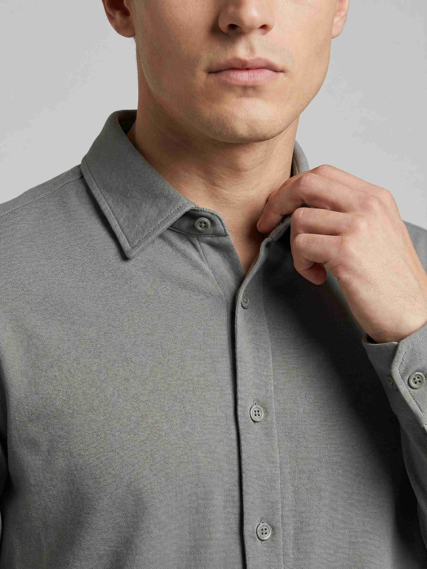 Celio* Men Grey Solid Regular Fit Cotton Shirts
