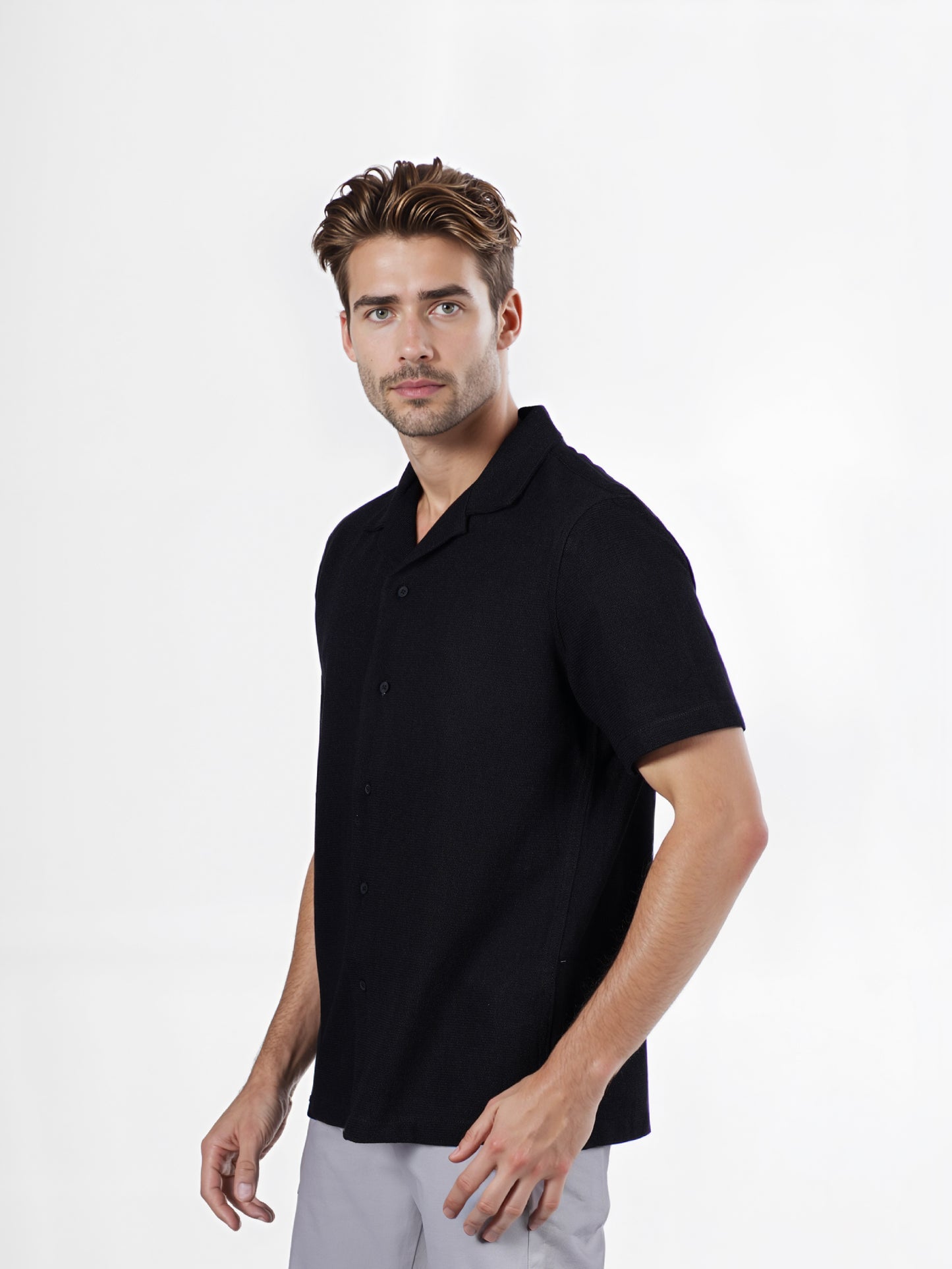 Celio* Solid Regular Fit Poly-Cotton Black Shirt