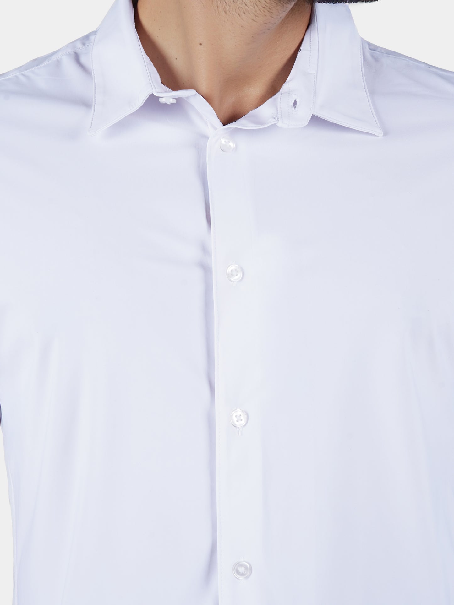 Celio* Solid Slim Fit Poly-Cotton White Shirt