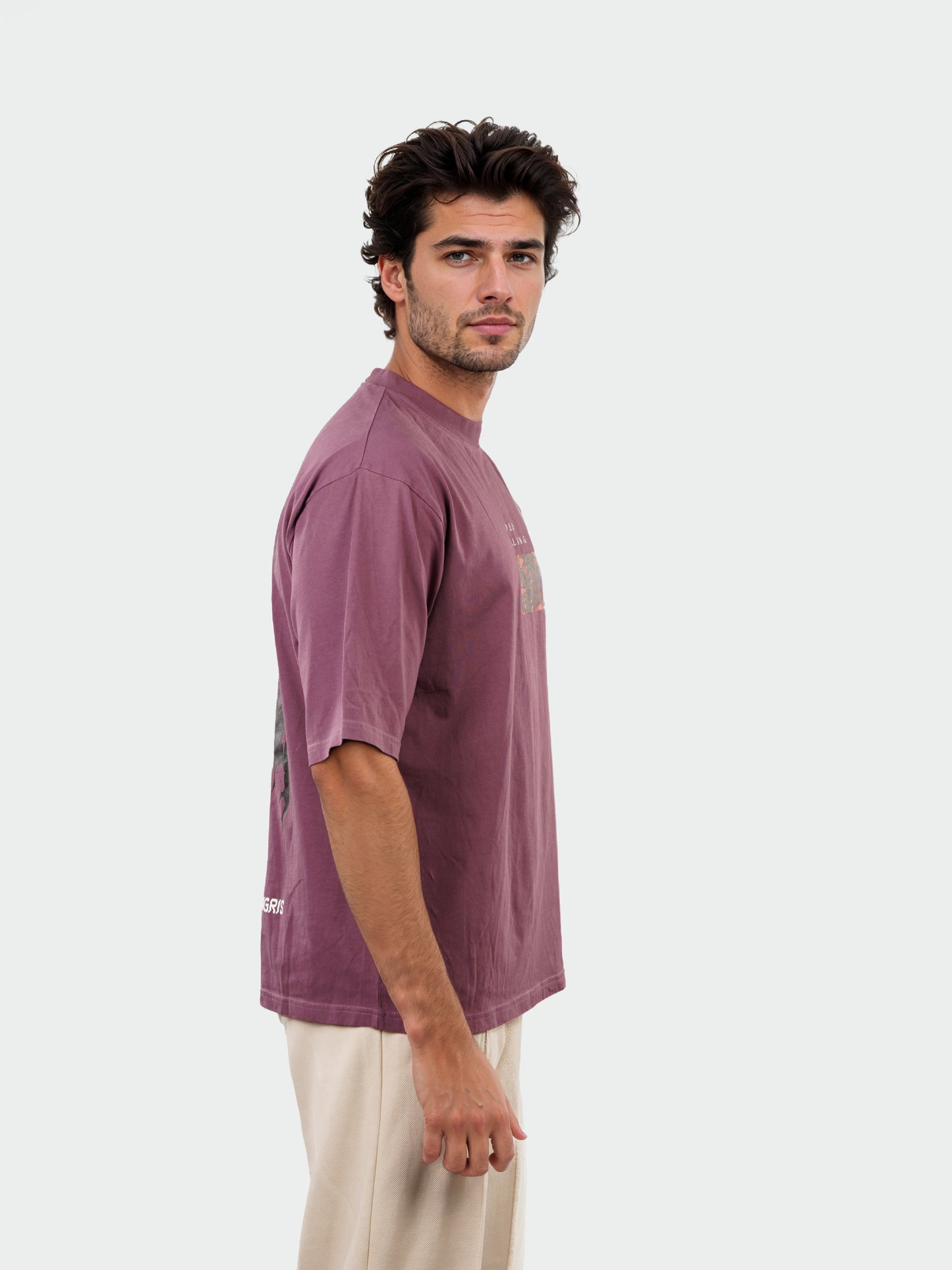 Celio Men Burgundy Printed Oversized Cotton Solo Levelling Tshirts