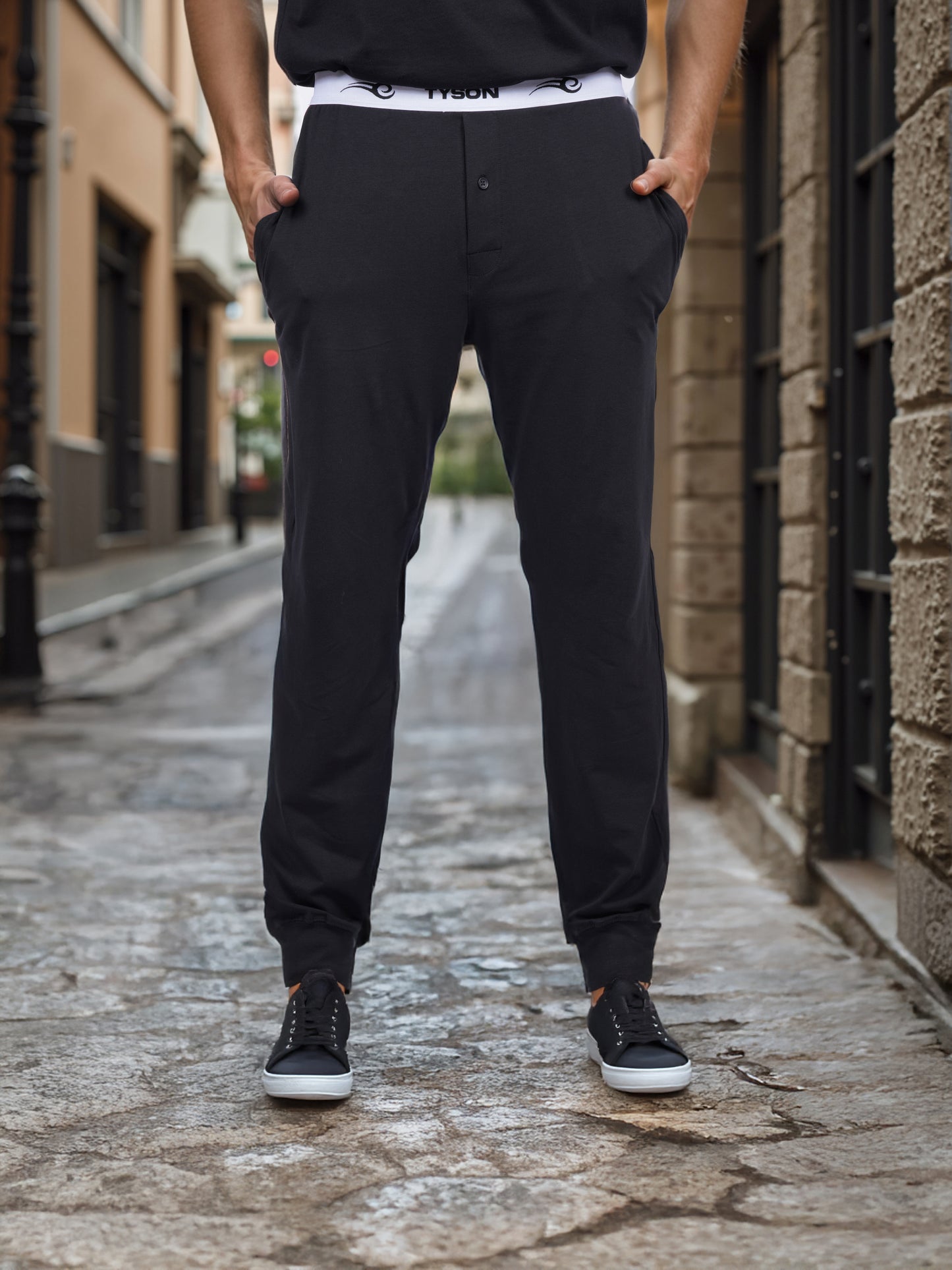 Celio Men Black Solid Regular Fit Cotton Tyson Trouser