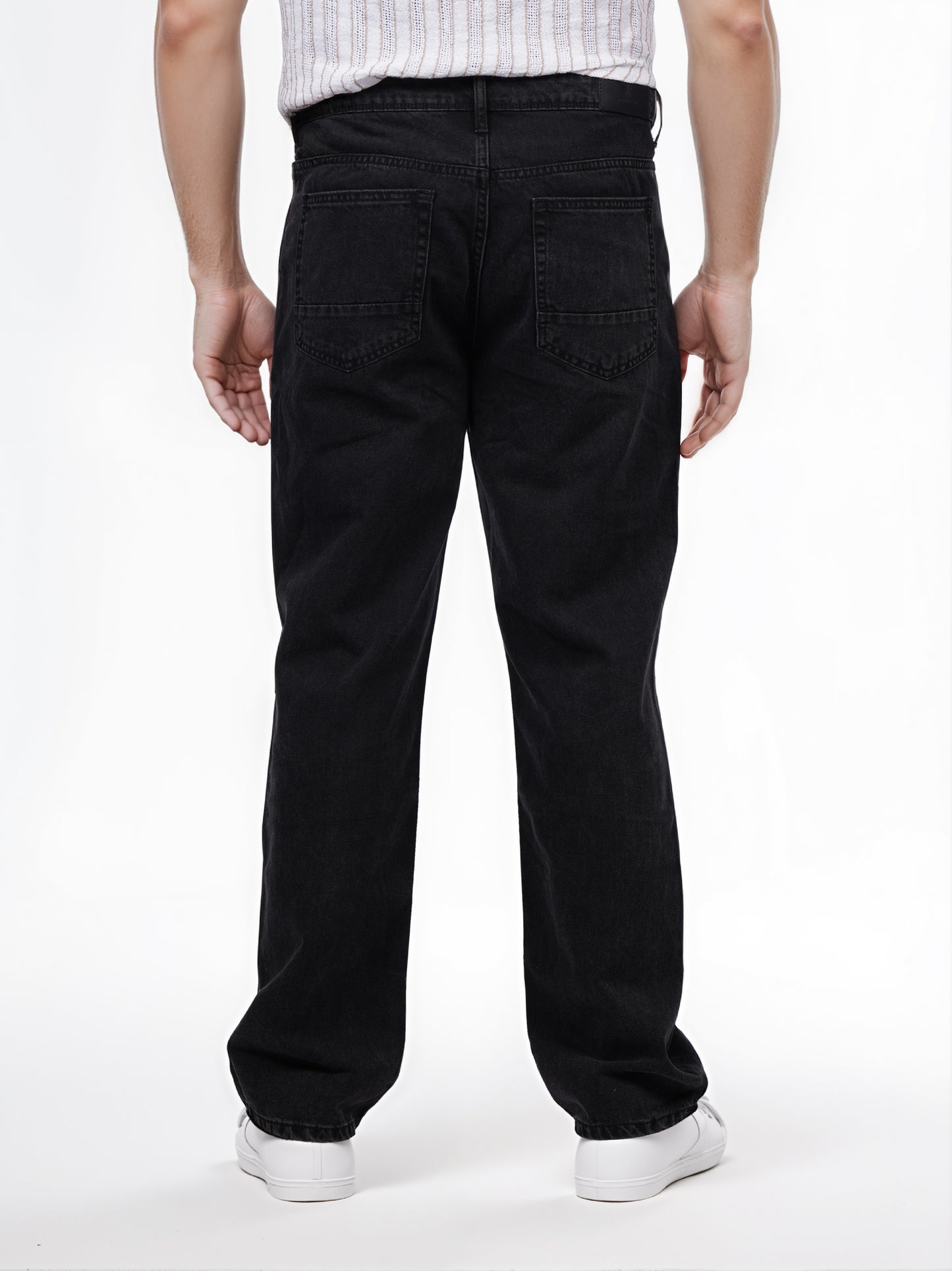 Celio* Men Black Solid Loose Fit Cotton Jean