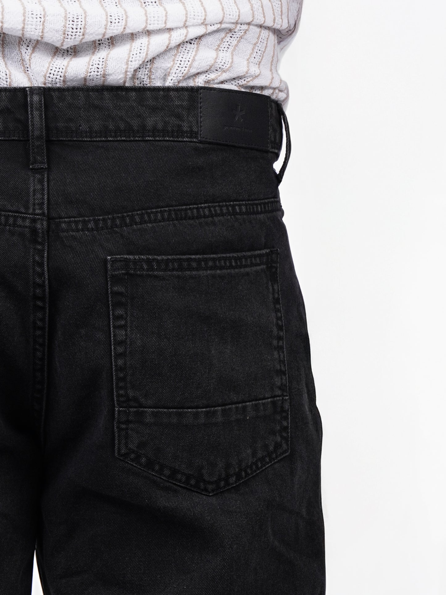 Celio* Men Black Solid Loose Fit Cotton Jean