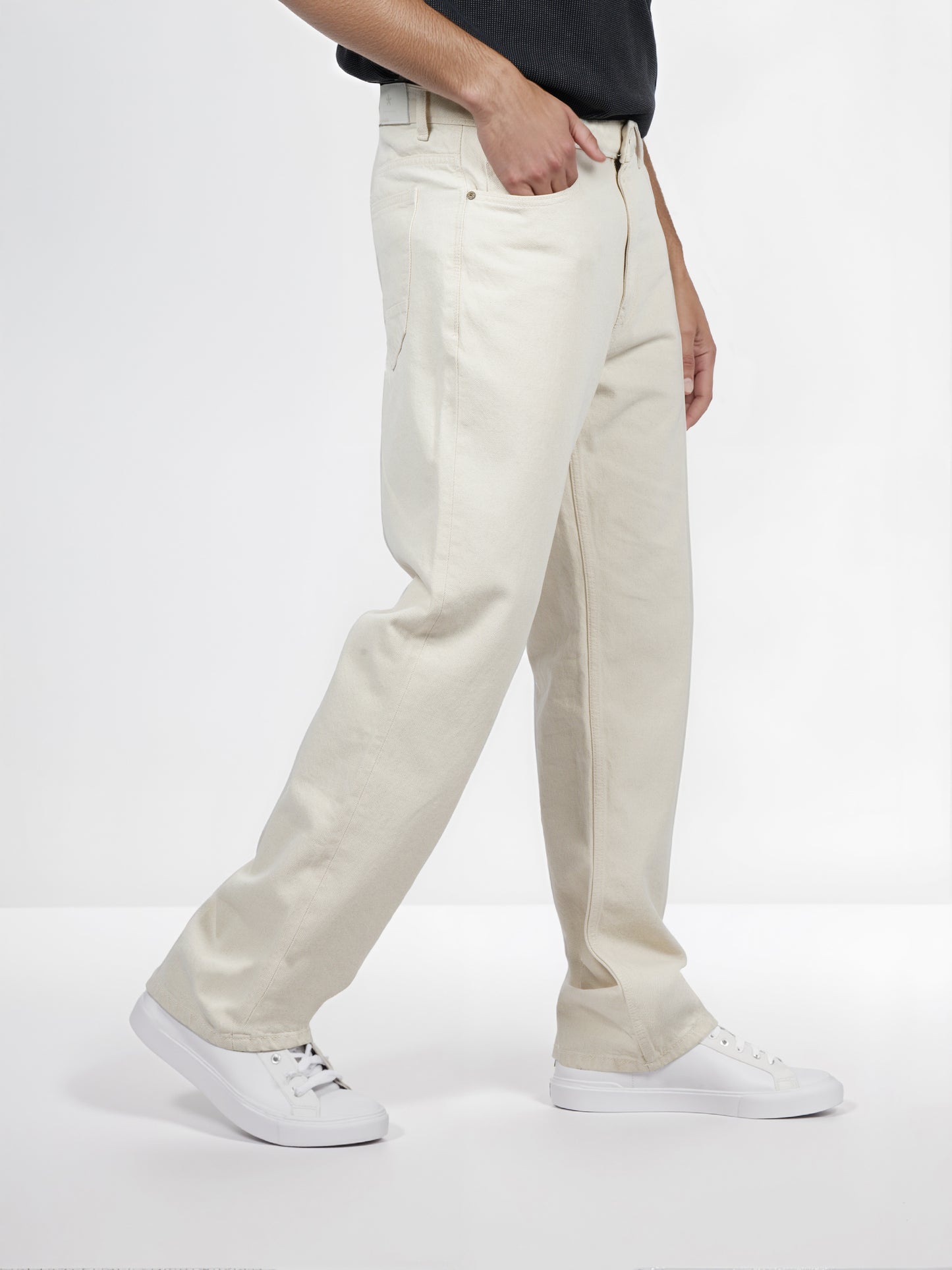 Celio* Men Beige Solid Loose Fit Cotton Jean